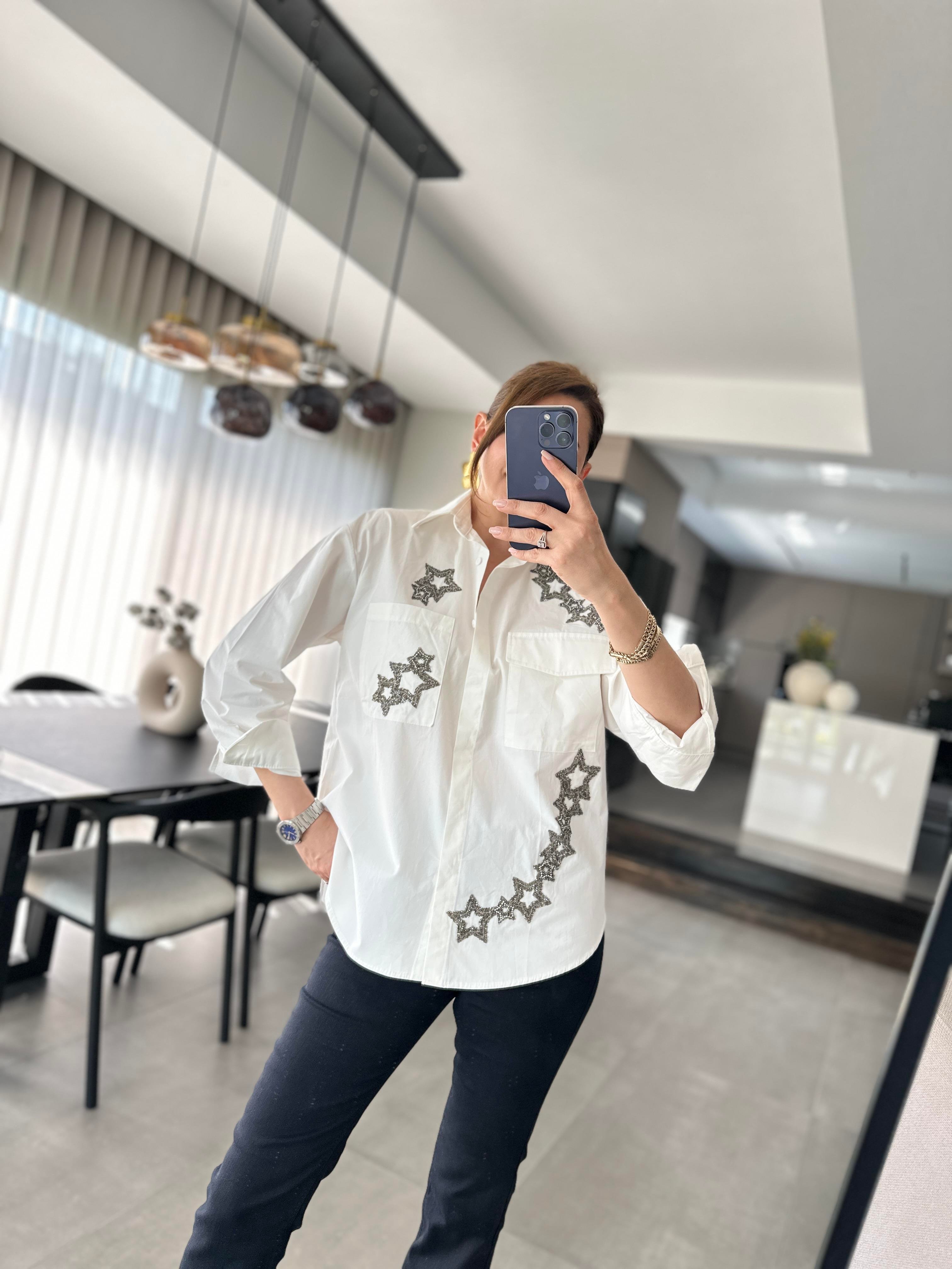 Yıldızlı Gömlek