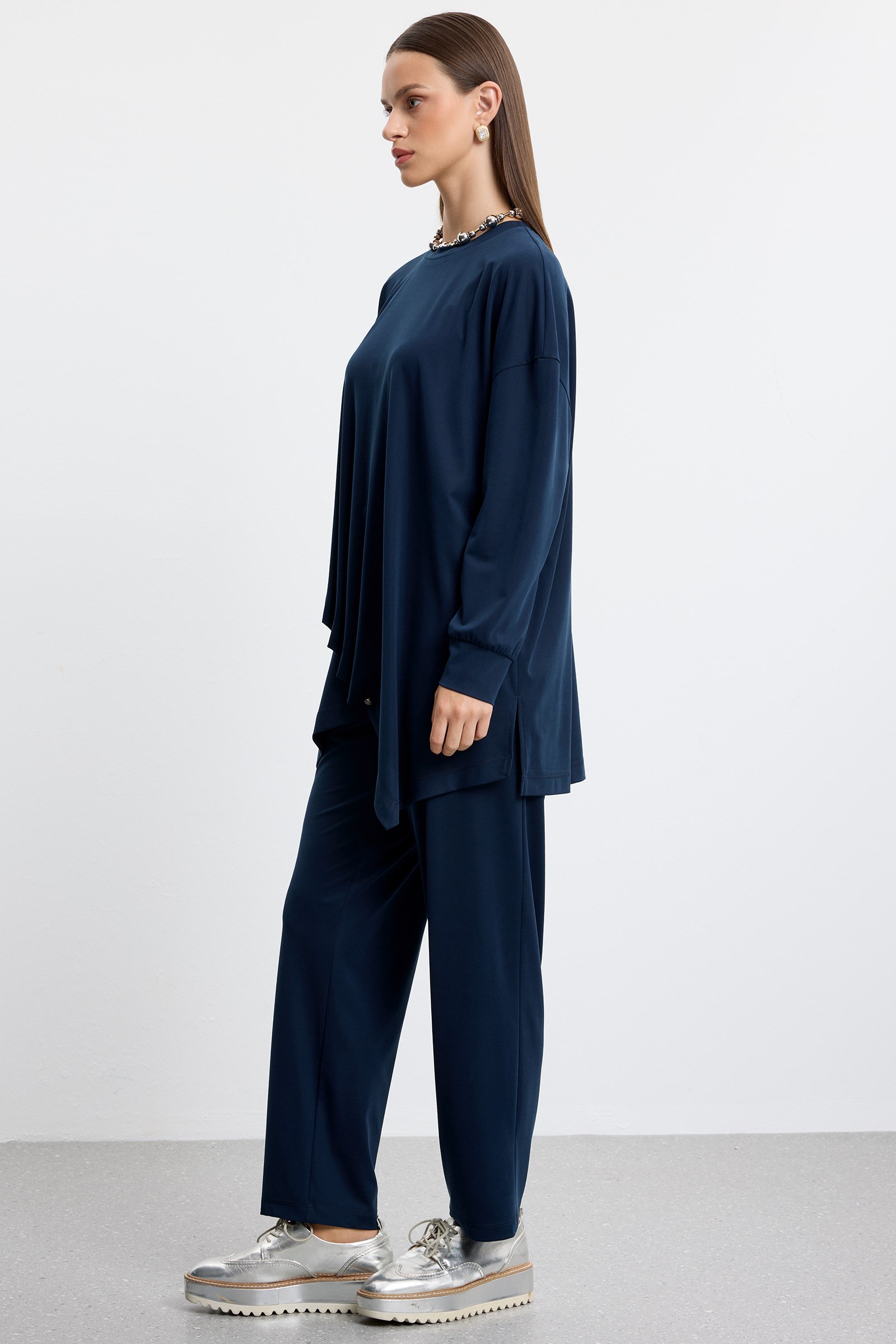 Asimetrik Tunik Pantolonlu Takım LACİVERT