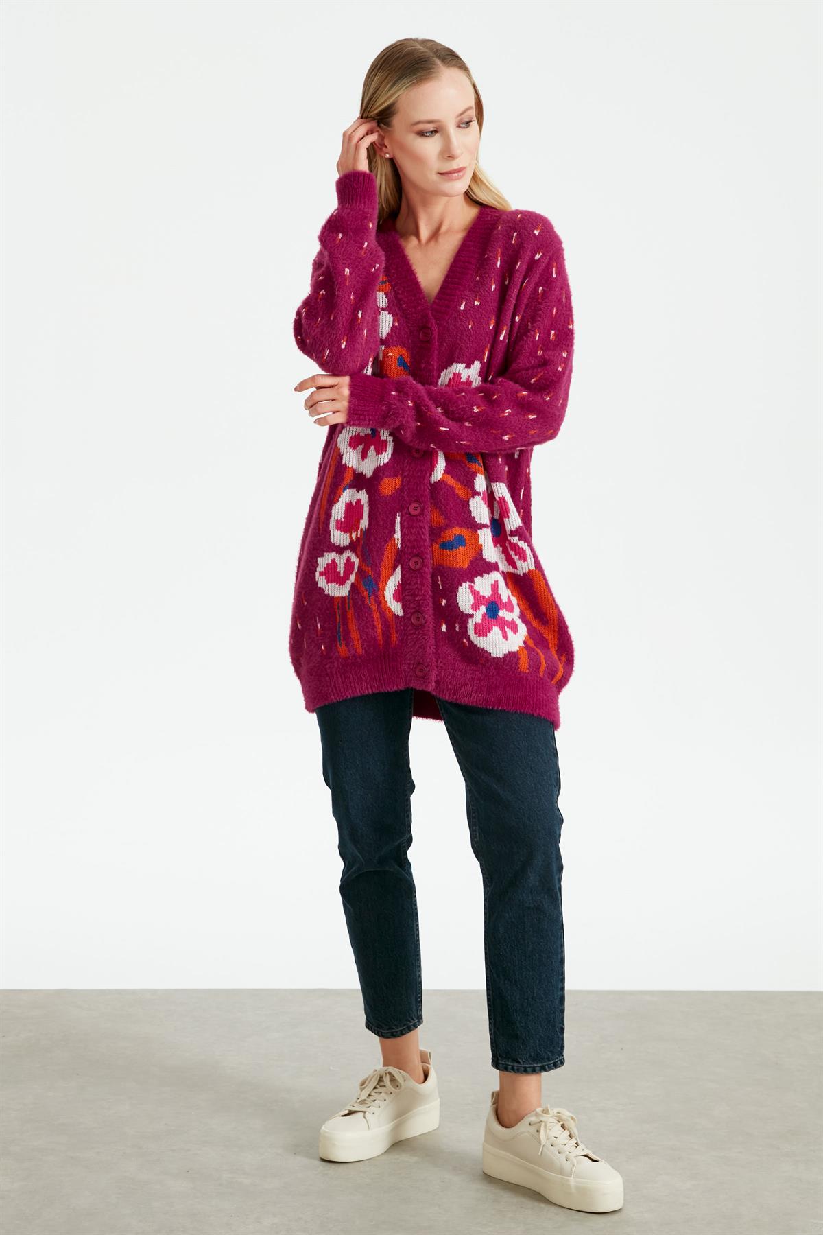 ÇİÇEK DESENLİ HIRKA FUŞYA