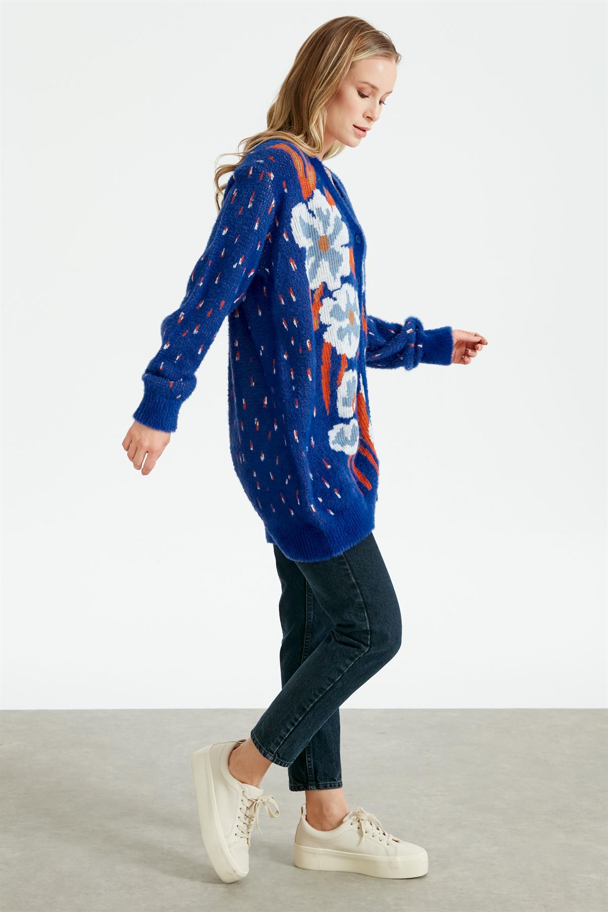 ÇİÇEK DESENLİ HIRKA SAKS