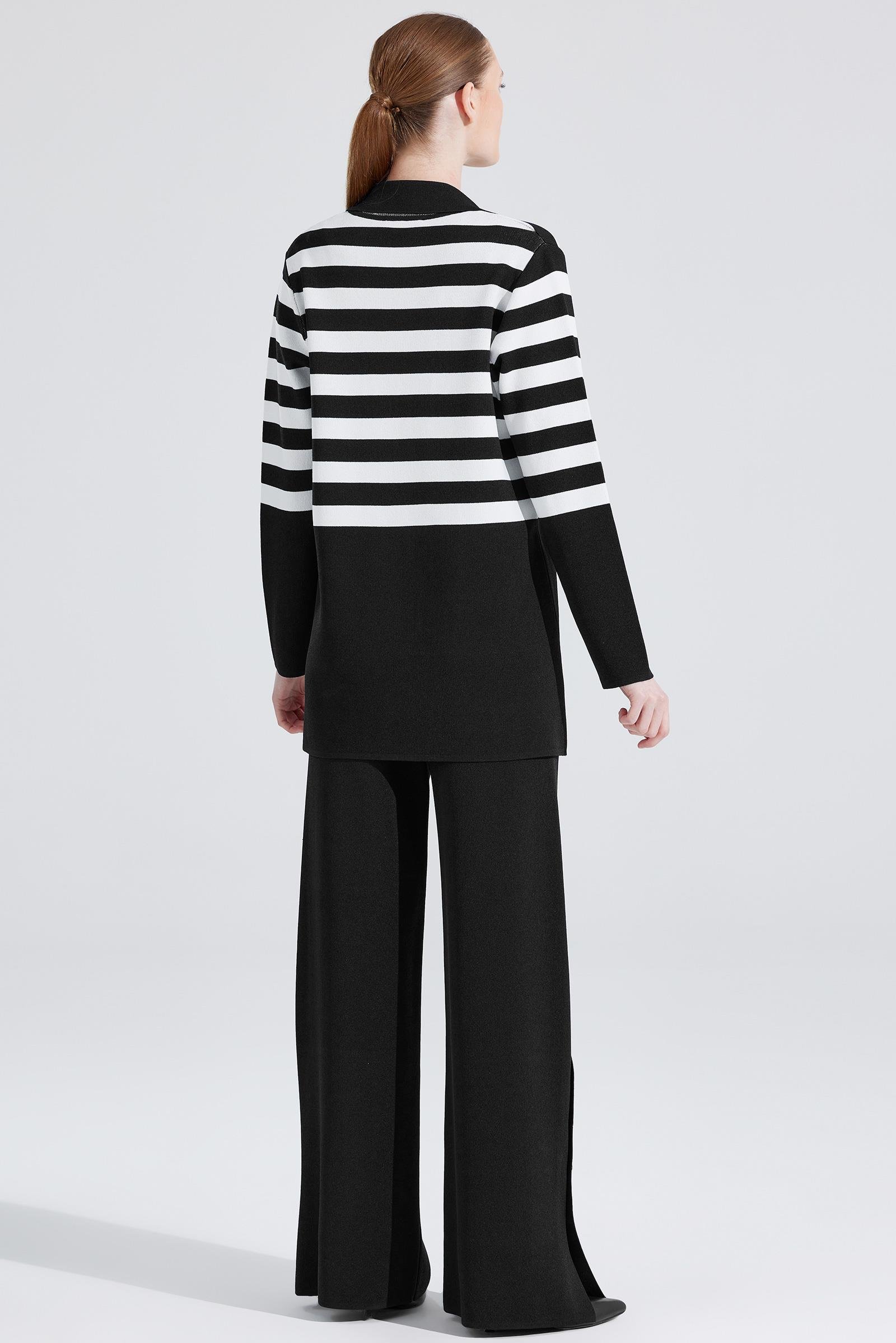 Çizgi Detaylı Rayon Takım SİYAH-EKRU