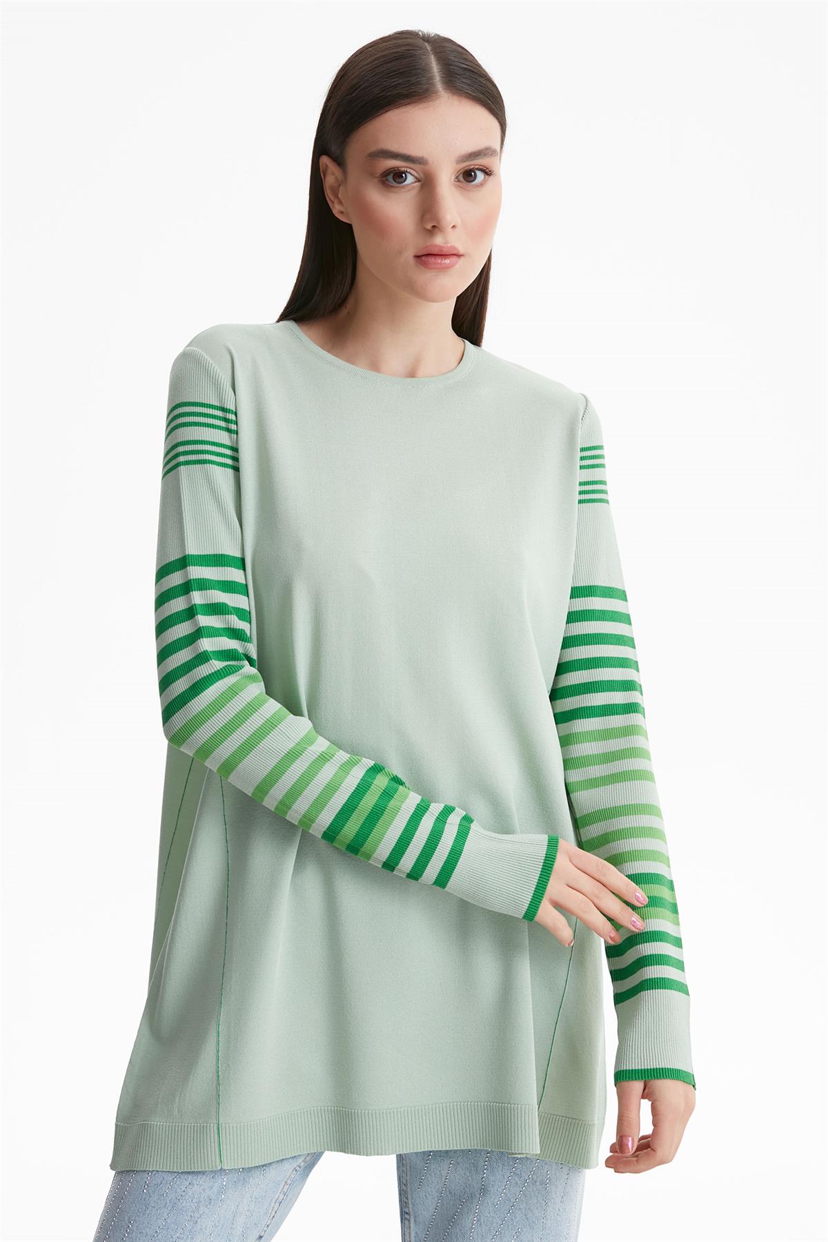 KOLLARI ÇİZGİLİ BASİC RAYON TRİKO TUNİK MİNT