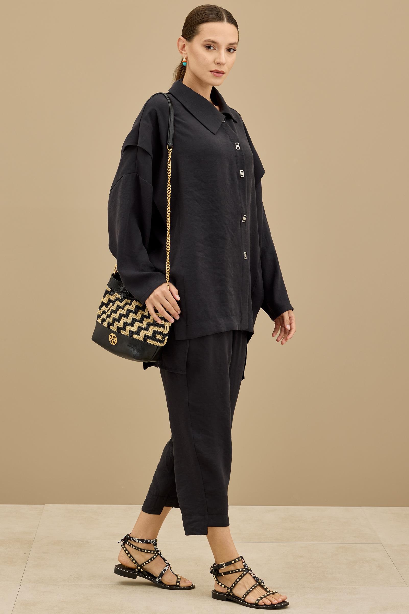 Önden Çıtçıtlı Asimetrik Oversize Takım SİYAH