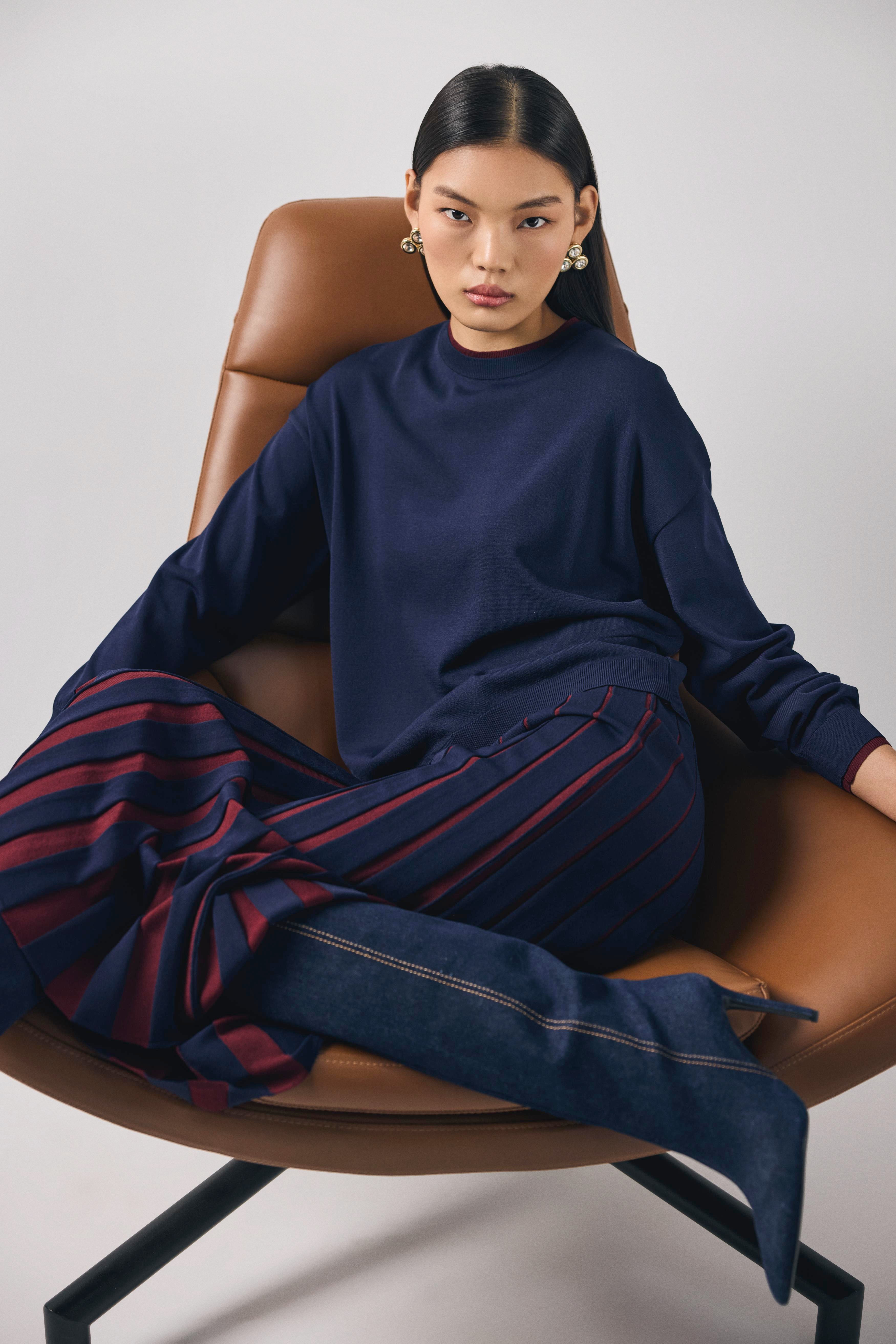 Renk Bloklu Etekli Bluz Rayon Takım LACİVERT