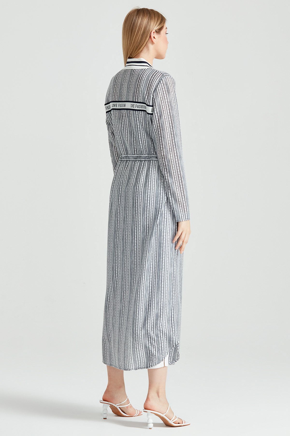 Sırtı Yazı Detaylı Kroşe Maxi Tunik LACİVERT