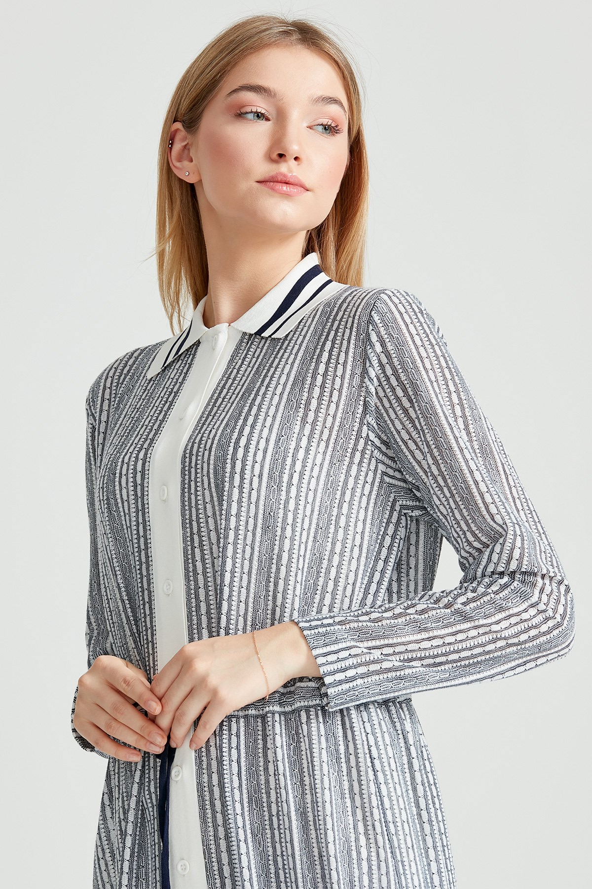 Sırtı Yazı Detaylı Kroşe Maxi Tunik LACİVERT
