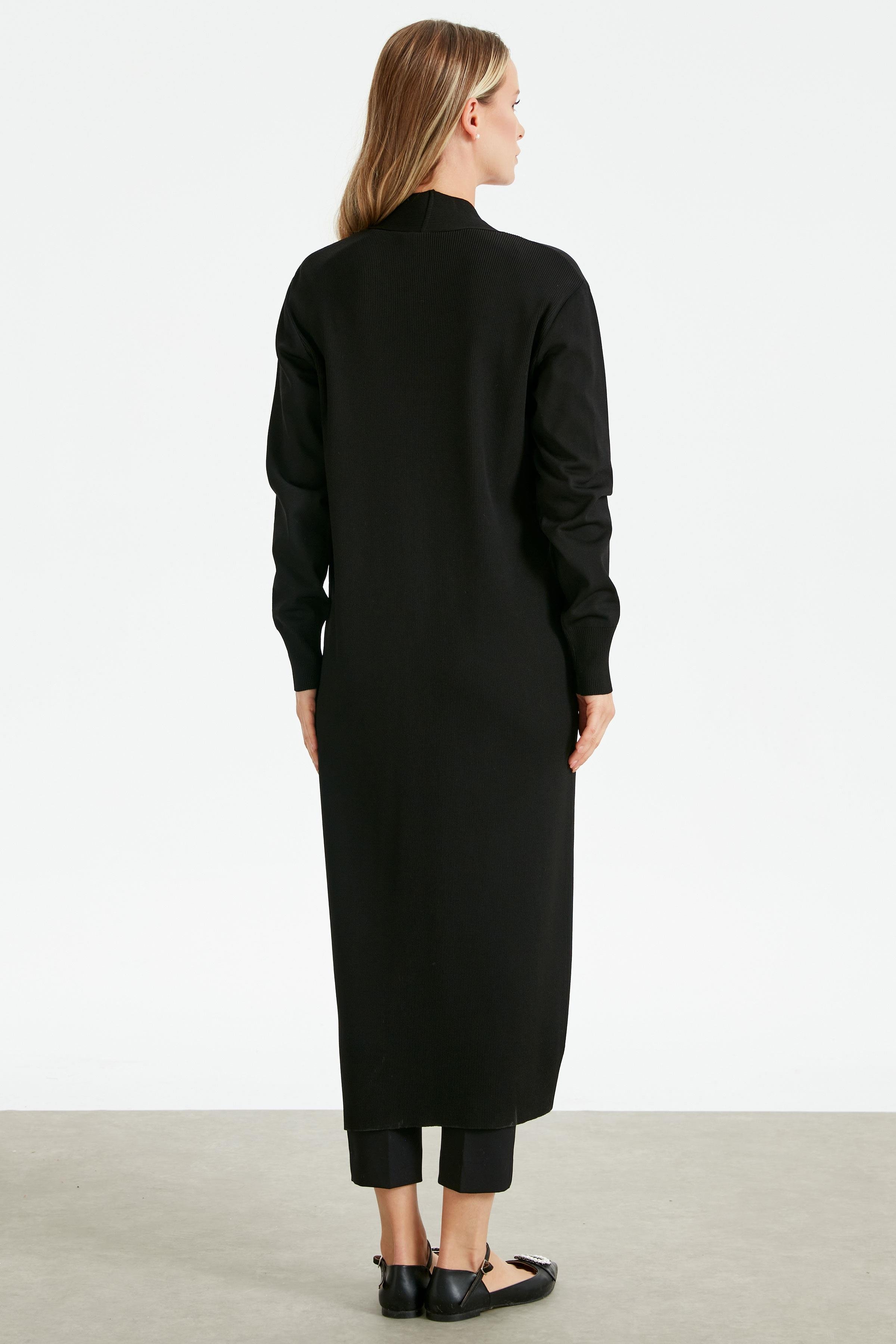 SOSİS CEPLİ BASIC RAYON HIRKA SİYAH
