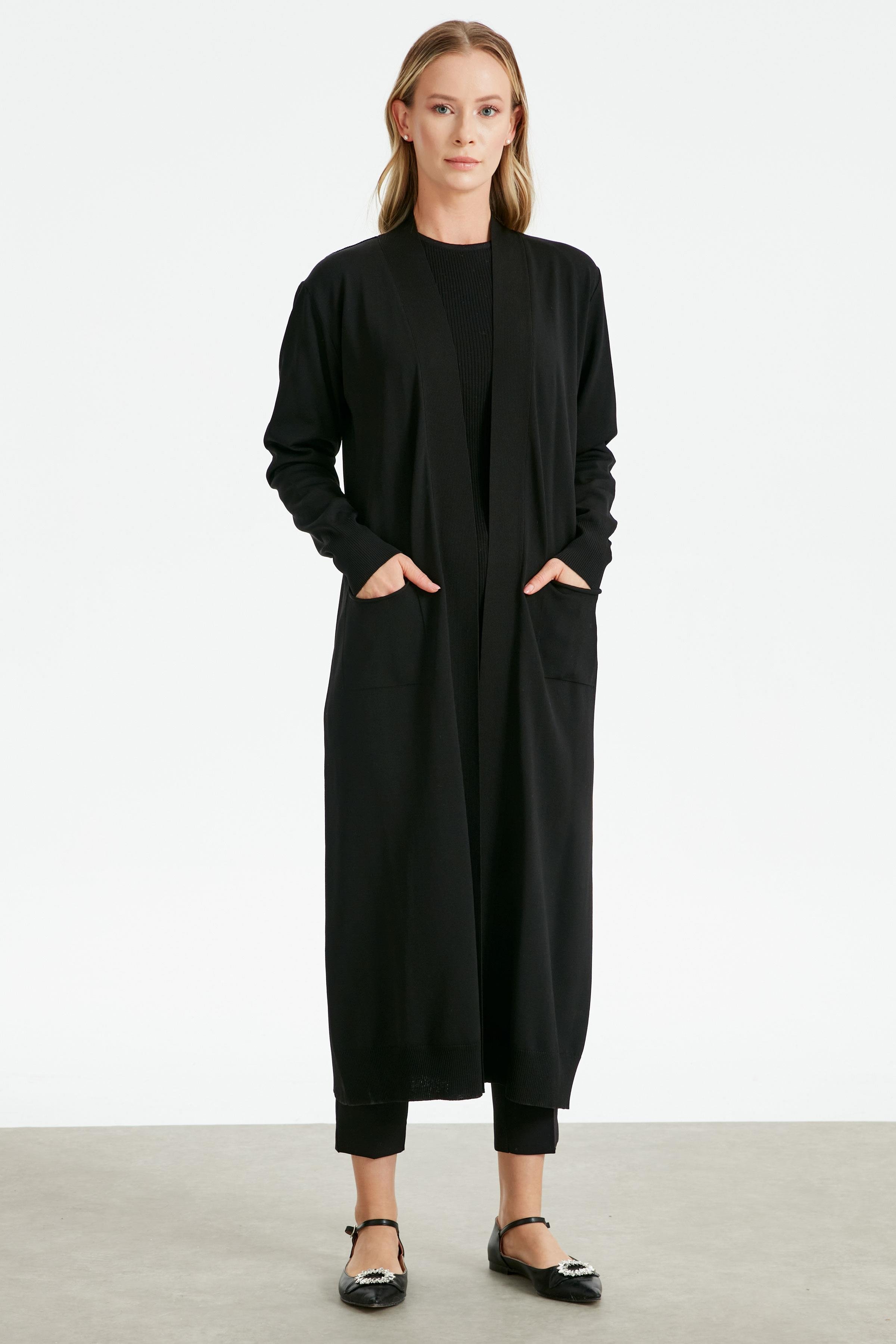 SOSİS CEPLİ BASIC RAYON HIRKA SİYAH