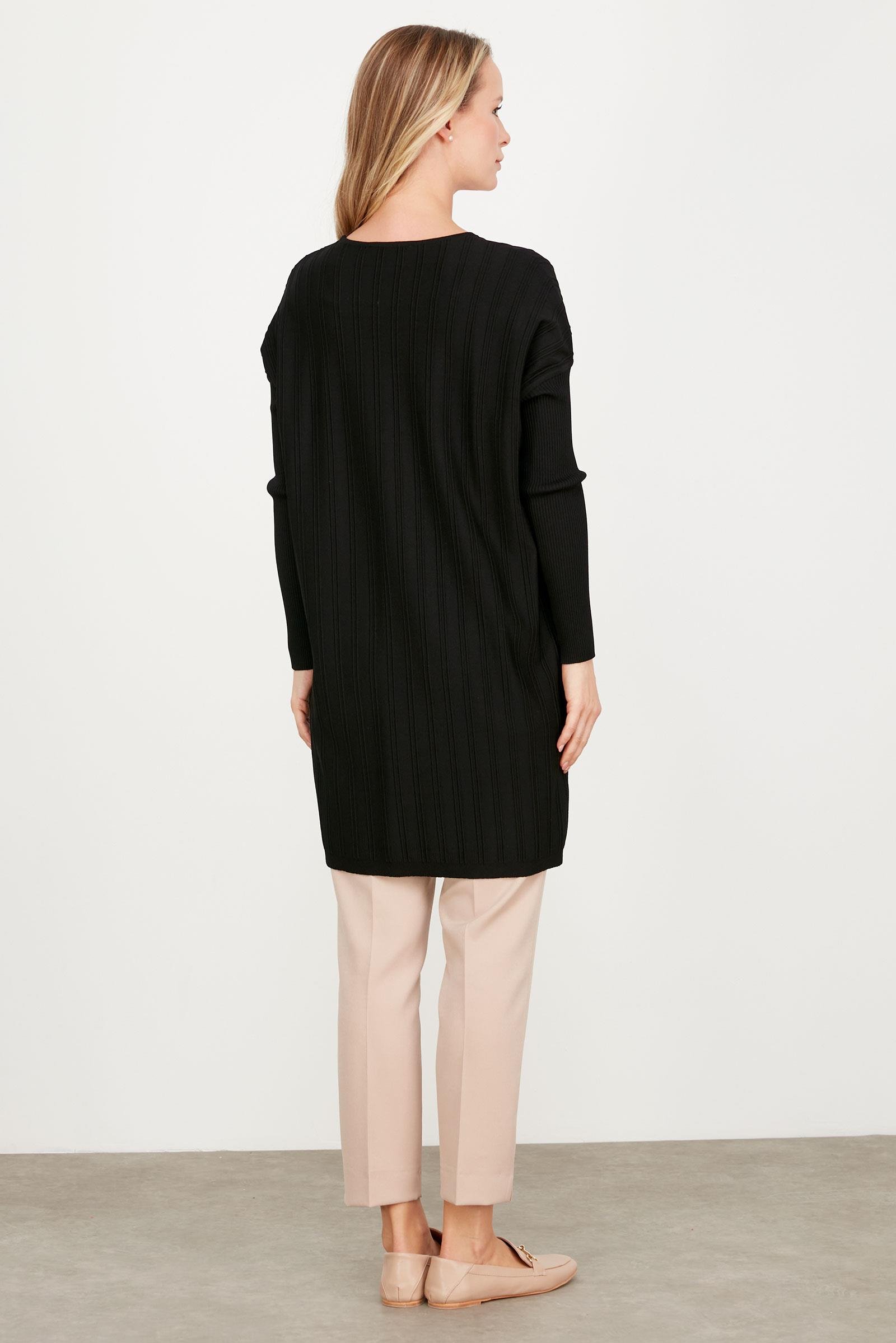 T KALIP ÇİZGİ DETAYLI BASİC RAYON TUNİK SİYAH