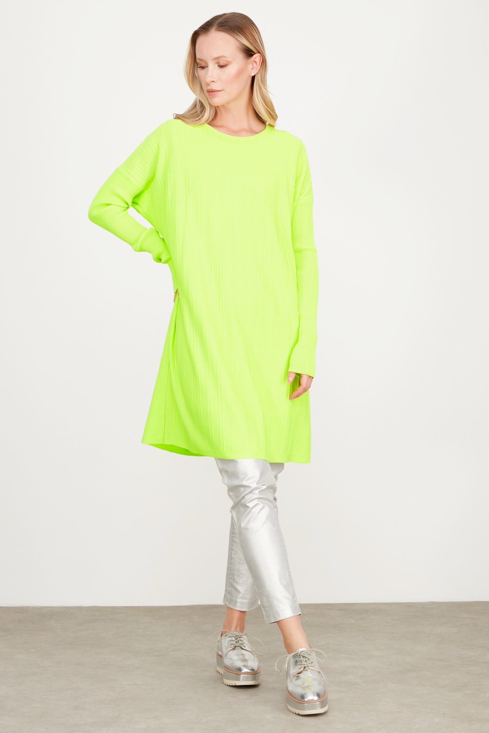 T KALIP ÇİZGİ DETAYLI BASİC RAYON TUNİK NEON