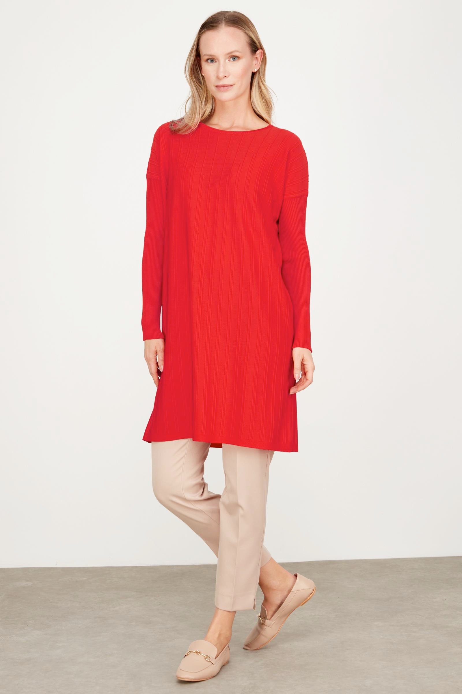 T KALIP ÇİZGİ DETAYLI BASİC RAYON TUNİK KIRMIZI