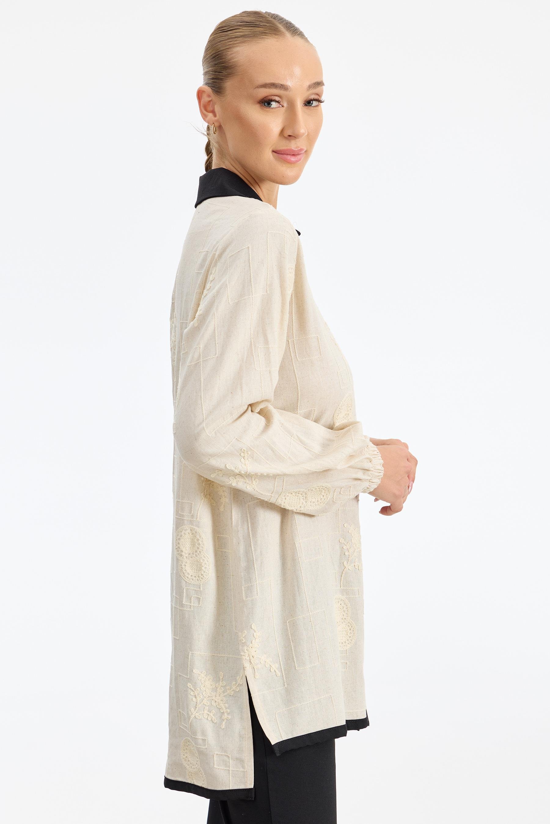 Yakası ve  Bantı  Renk Detaylı Takım KETEN