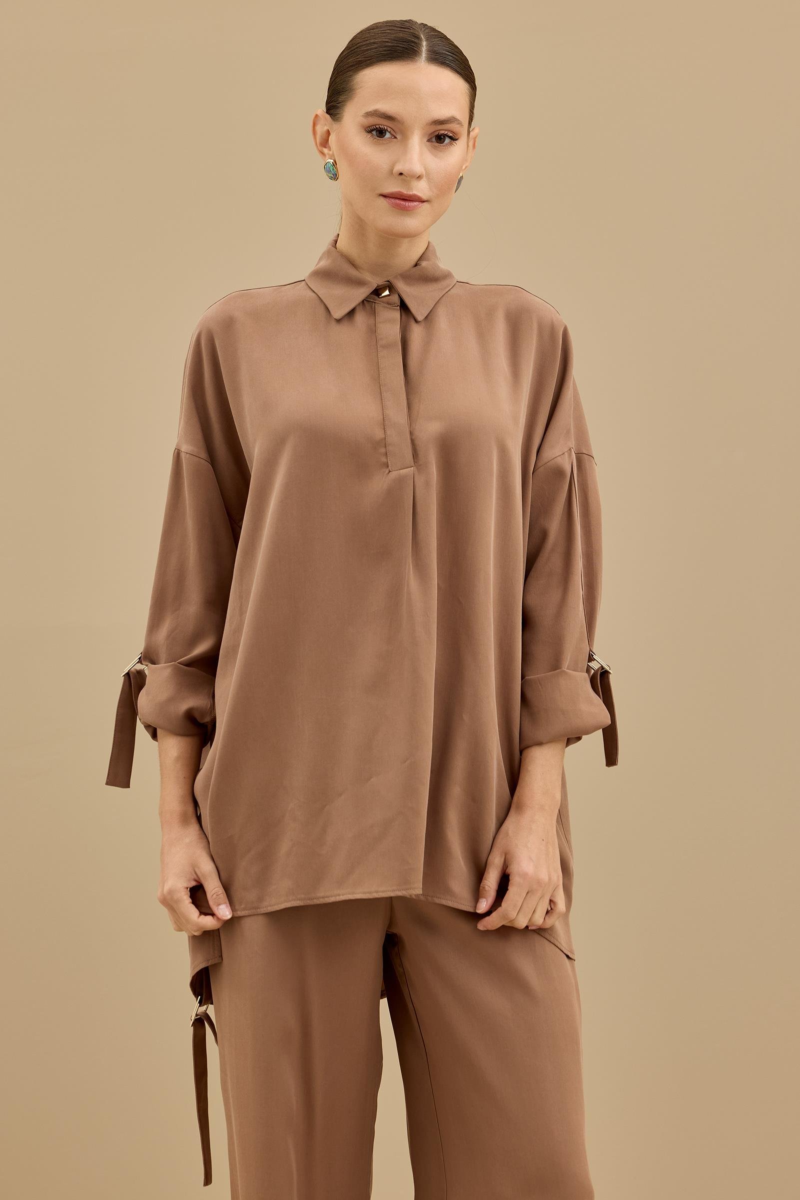 Yarım Patlı Apoletli Pantolon Tunik Takım MOCHA