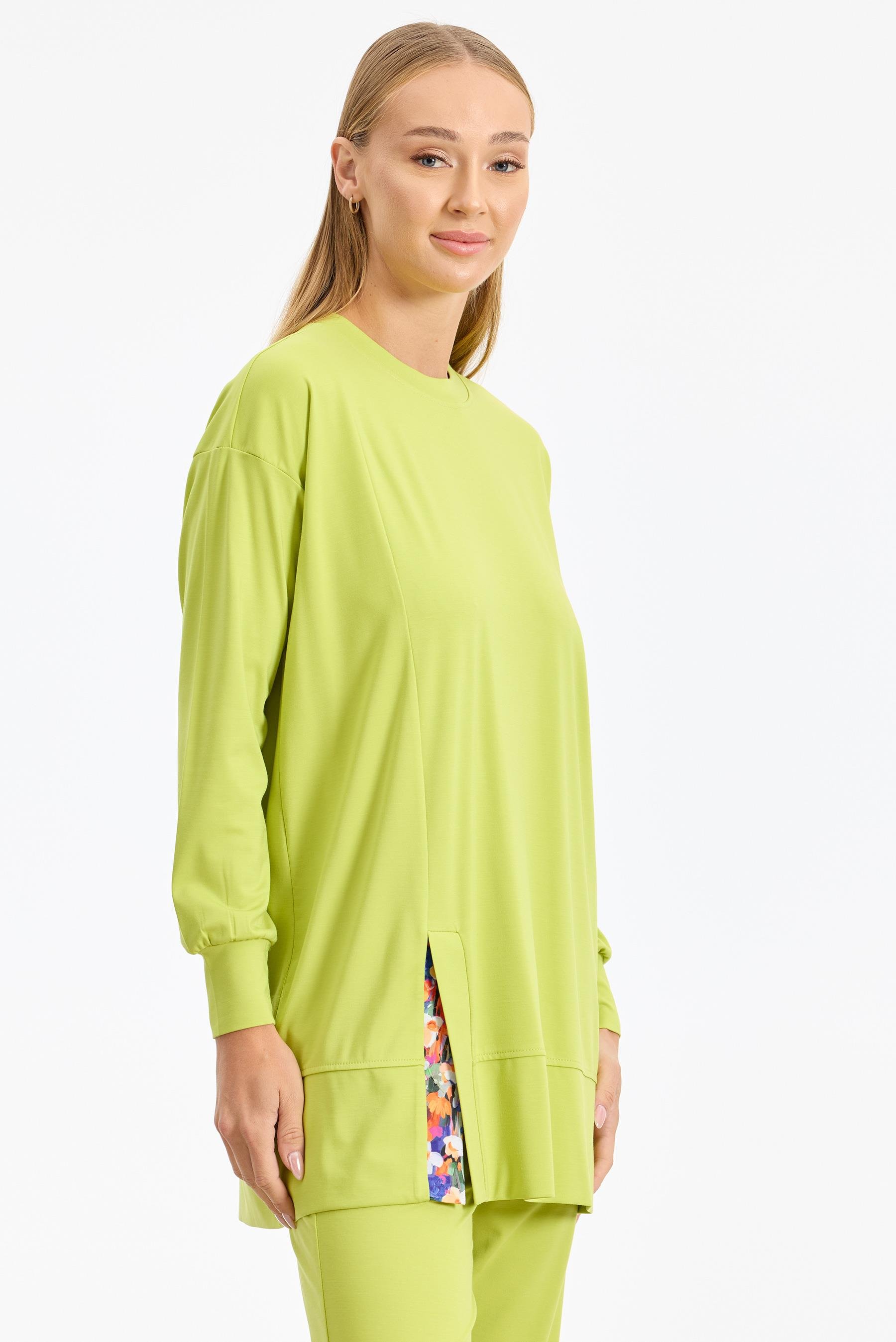 Yırtmacı Çiçek Kombinli Örme Takım ASİT