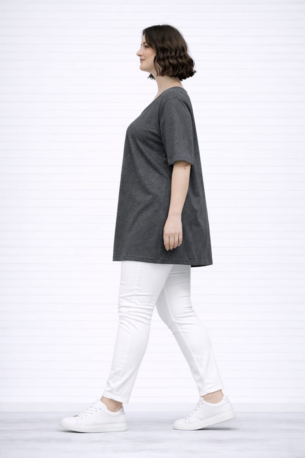 Füme v yaka tişört 