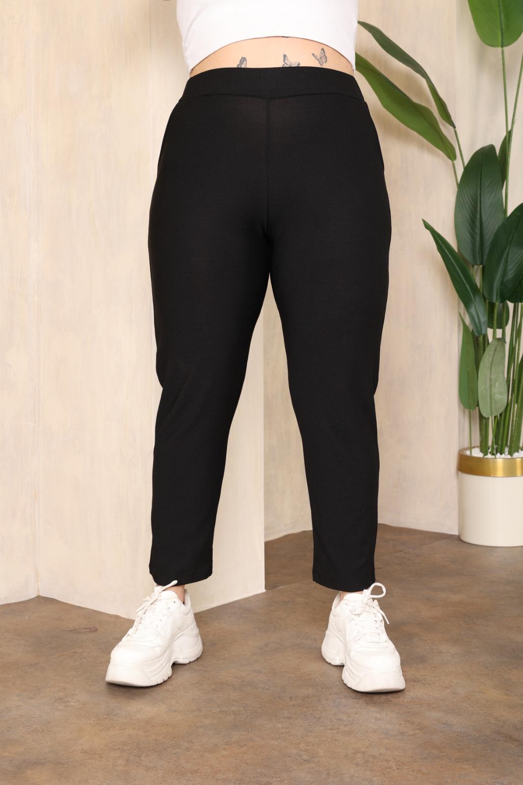 Kalem model siyah pantolon 