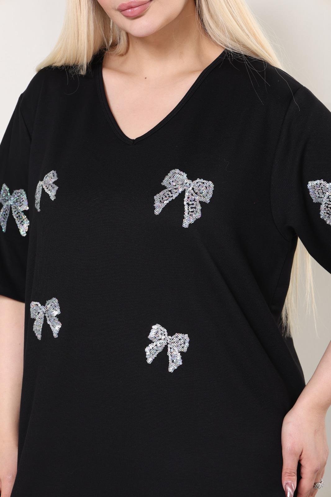 Kurdele nakışlı bluz