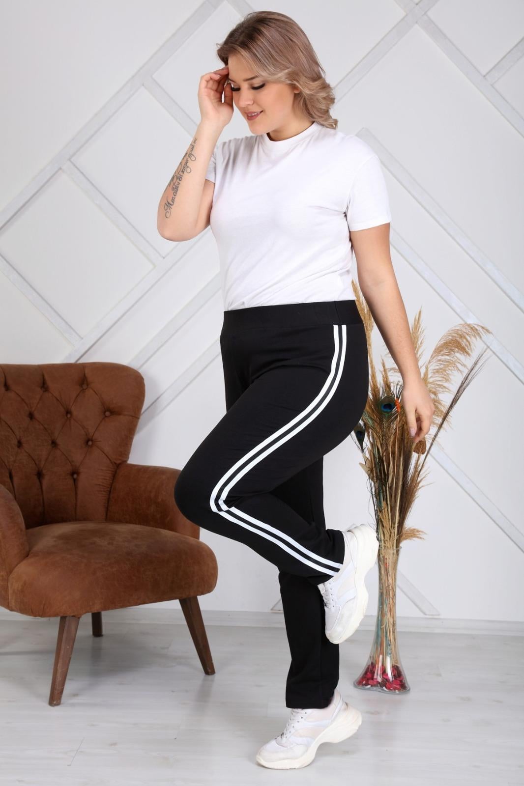 Şeritli dar paça eşofman altı