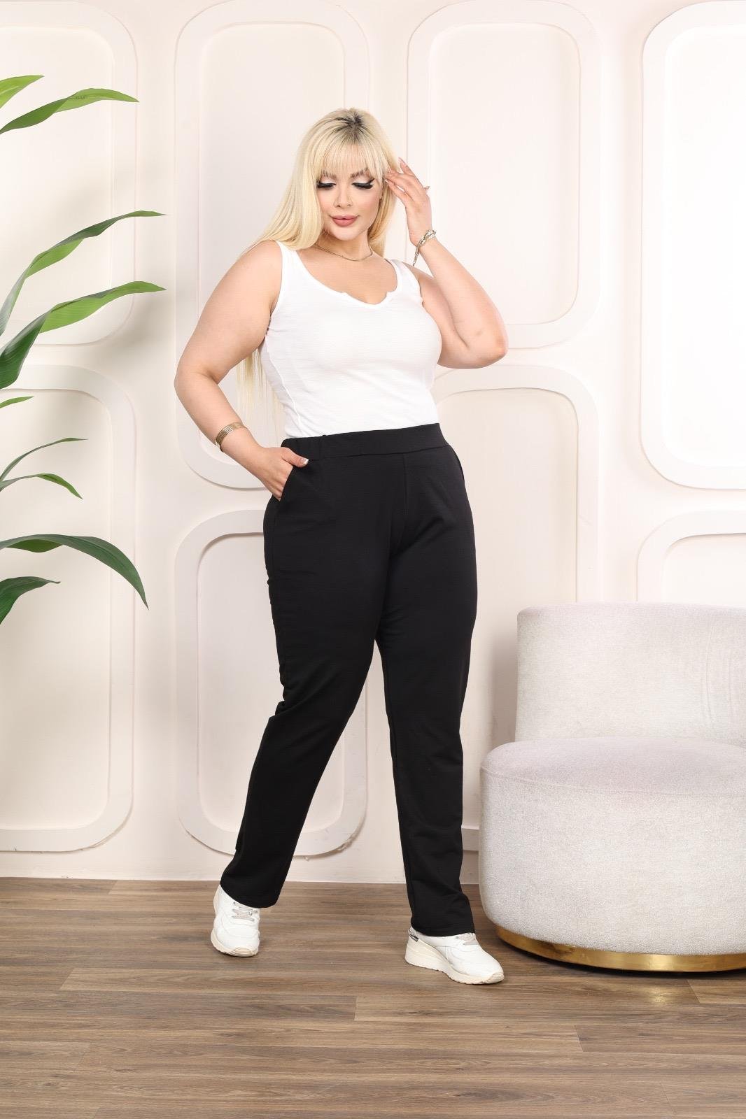 Siyah boru paça eşofman altı 