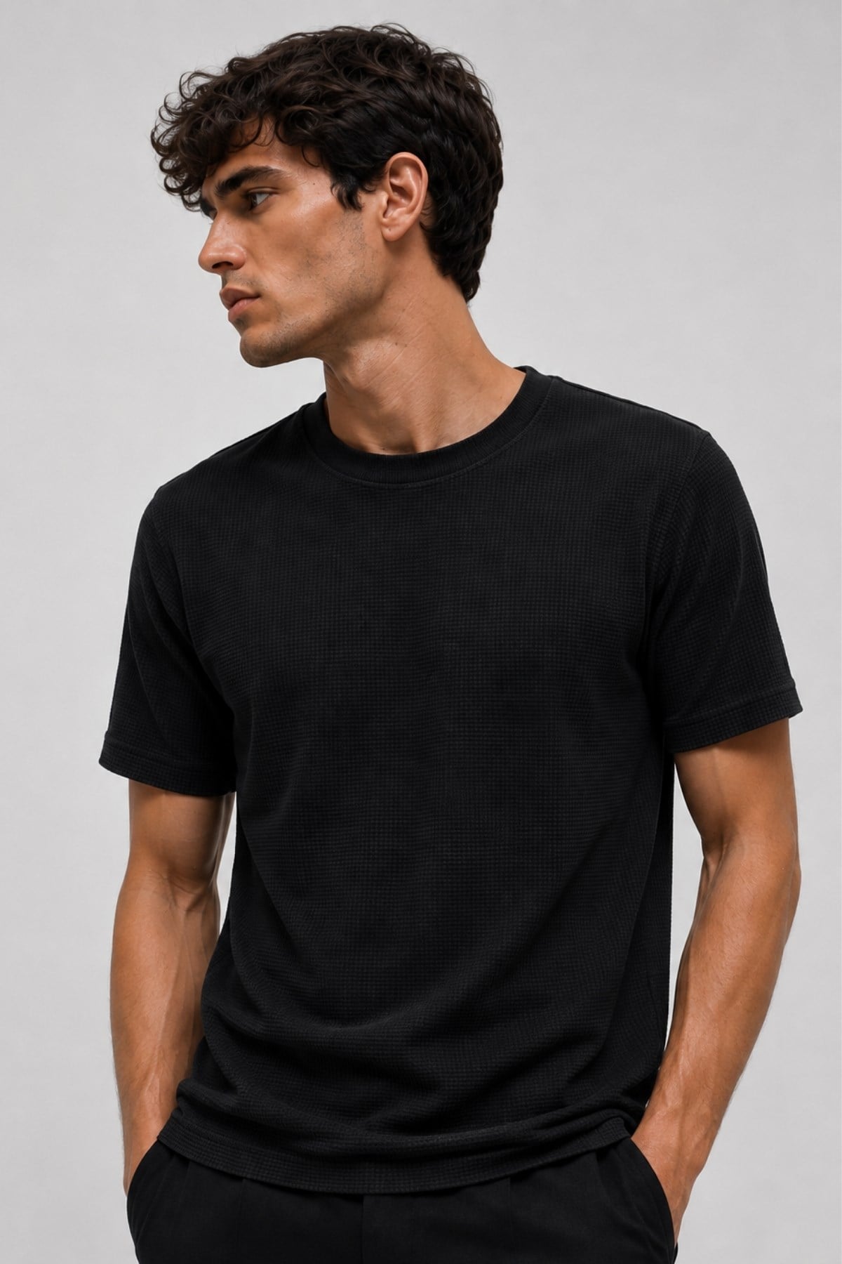 Erkek Siyah Jakarlı İnterlock Kumaş Basic T-shirt