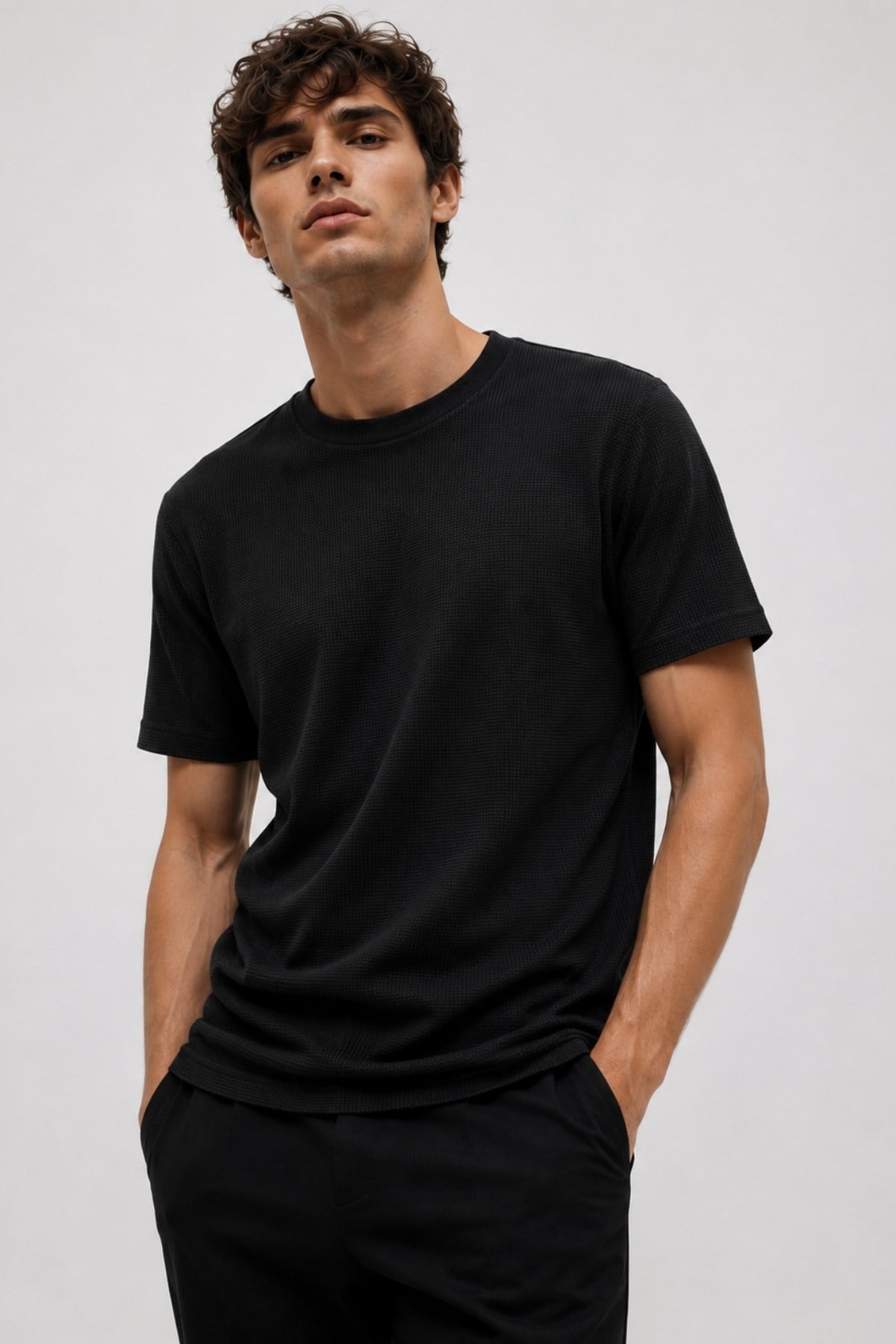 Erkek Siyah Jakarlı İnterlock Kumaş Basic T-shirt