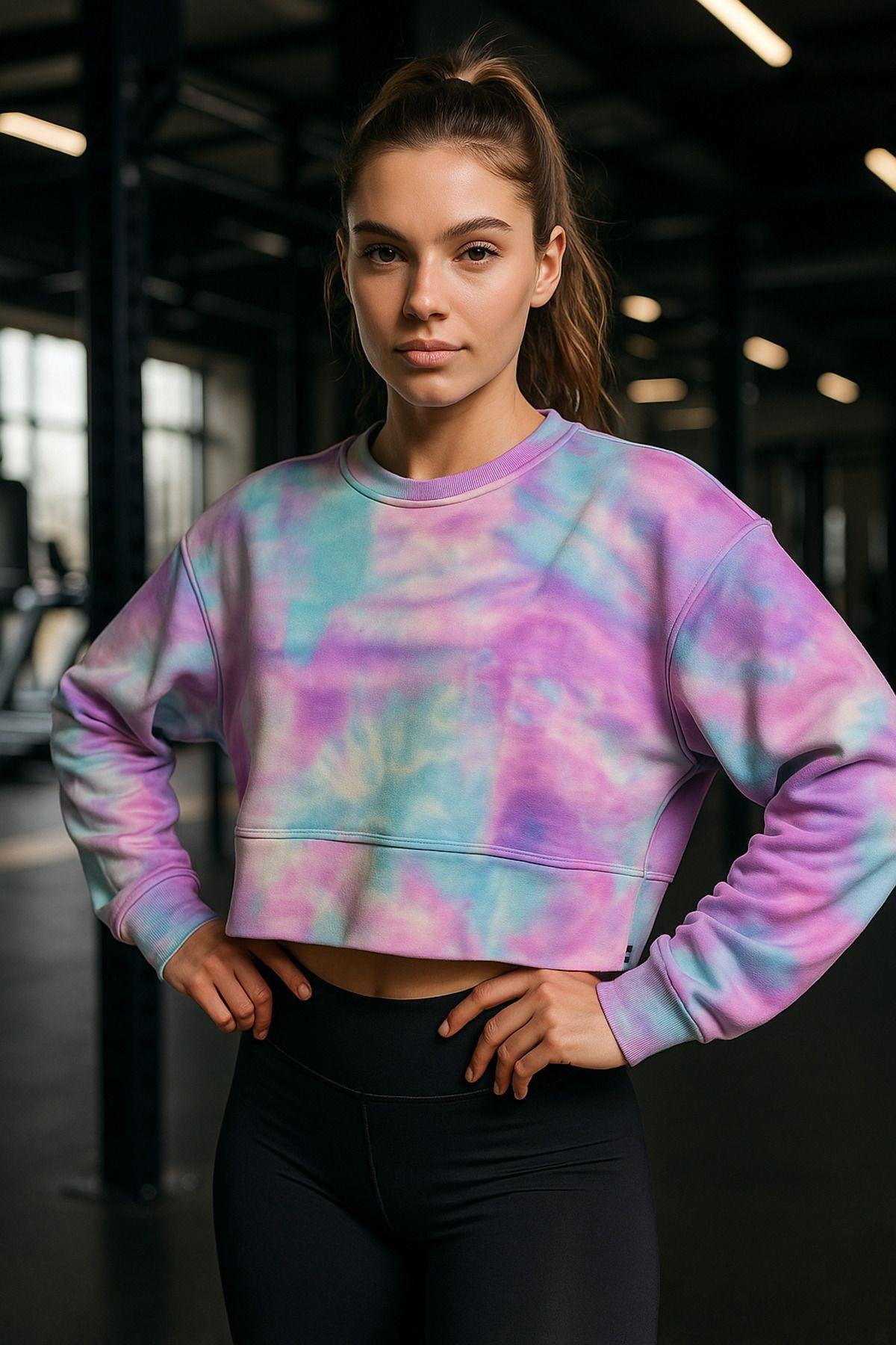 Kadın Batik Desen Renkli Crop Oversize Relaxed Uzun Kollu Sweatshirt