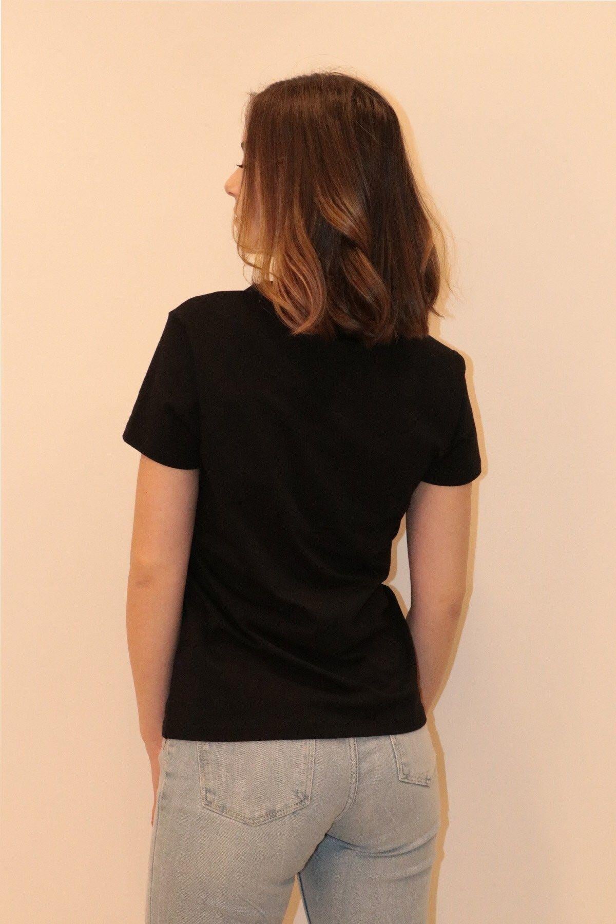 Kadın Bisiklet Yaka T-shirt %100 Pamuk Tişört