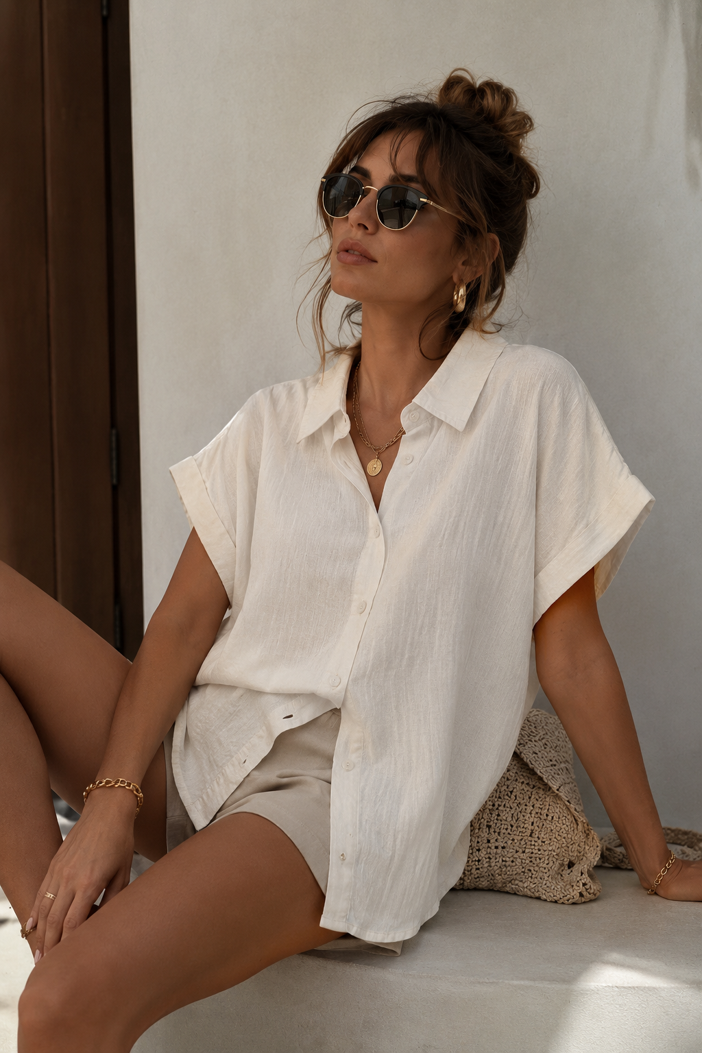 Kadın Ekru Müslin Kumaş Oversize Kısa Kollu Gömlek