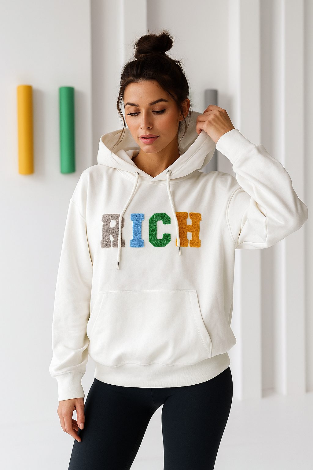 Kadın Ekru Renkli Rich Yazılı Kapüşonlu Sweatshirt