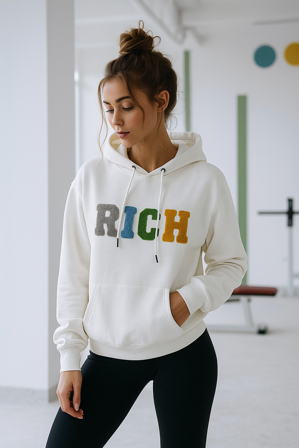 Kadın Ekru Renkli Rich Yazılı Kapüşonlu Sweatshirt