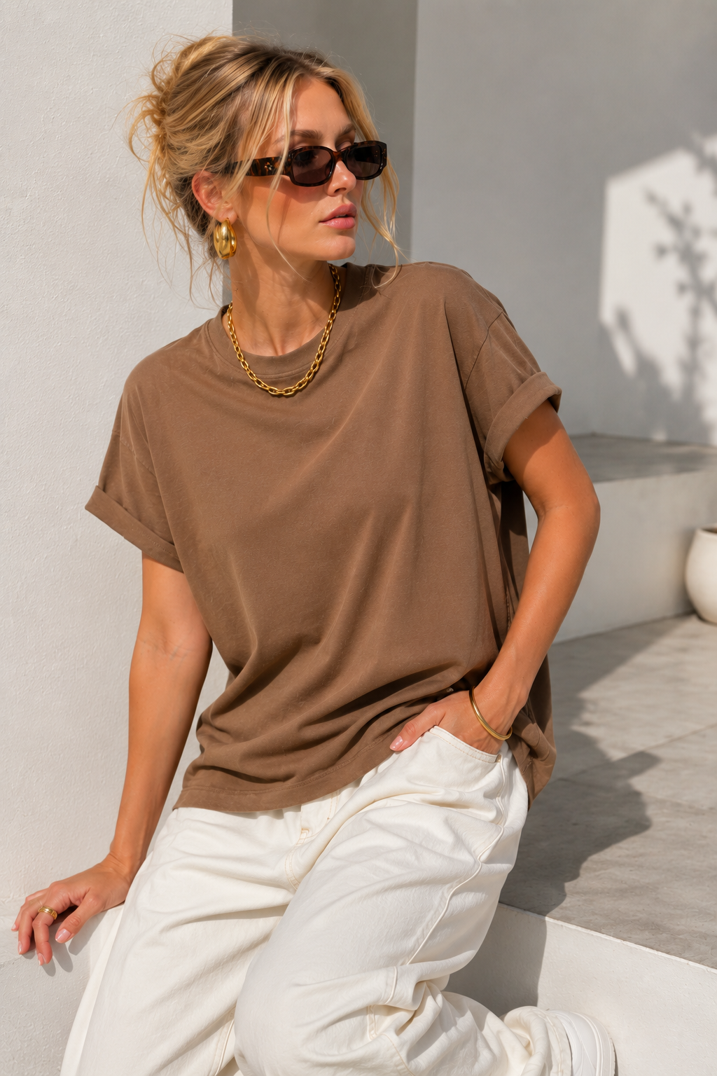 Kadın Kahverengi Pamuklu Duble Kol Detaylı Rahat Kalıp T-Shirt