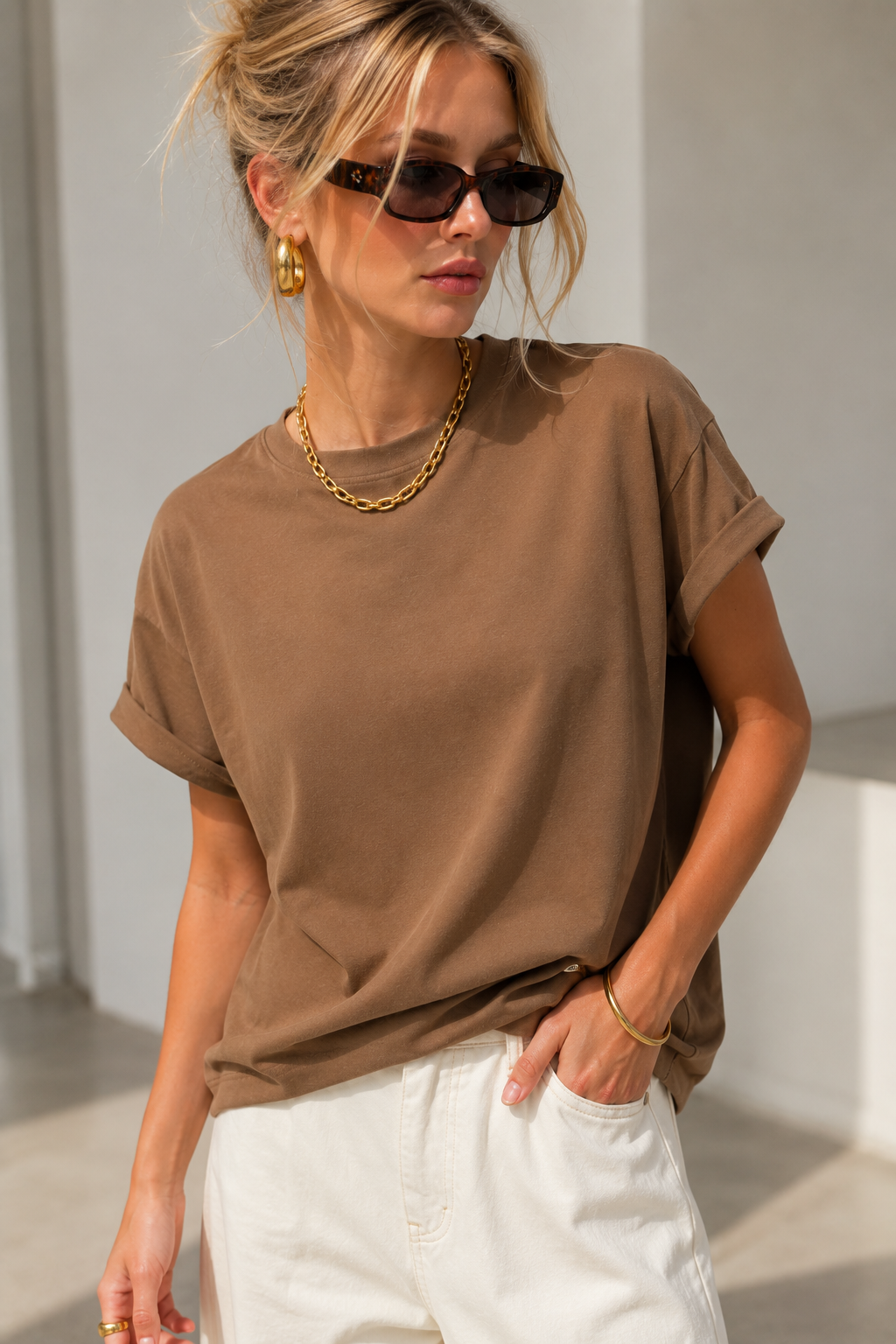 Kadın Kahverengi Pamuklu Duble Kol Detaylı Rahat Kalıp T-Shirt
