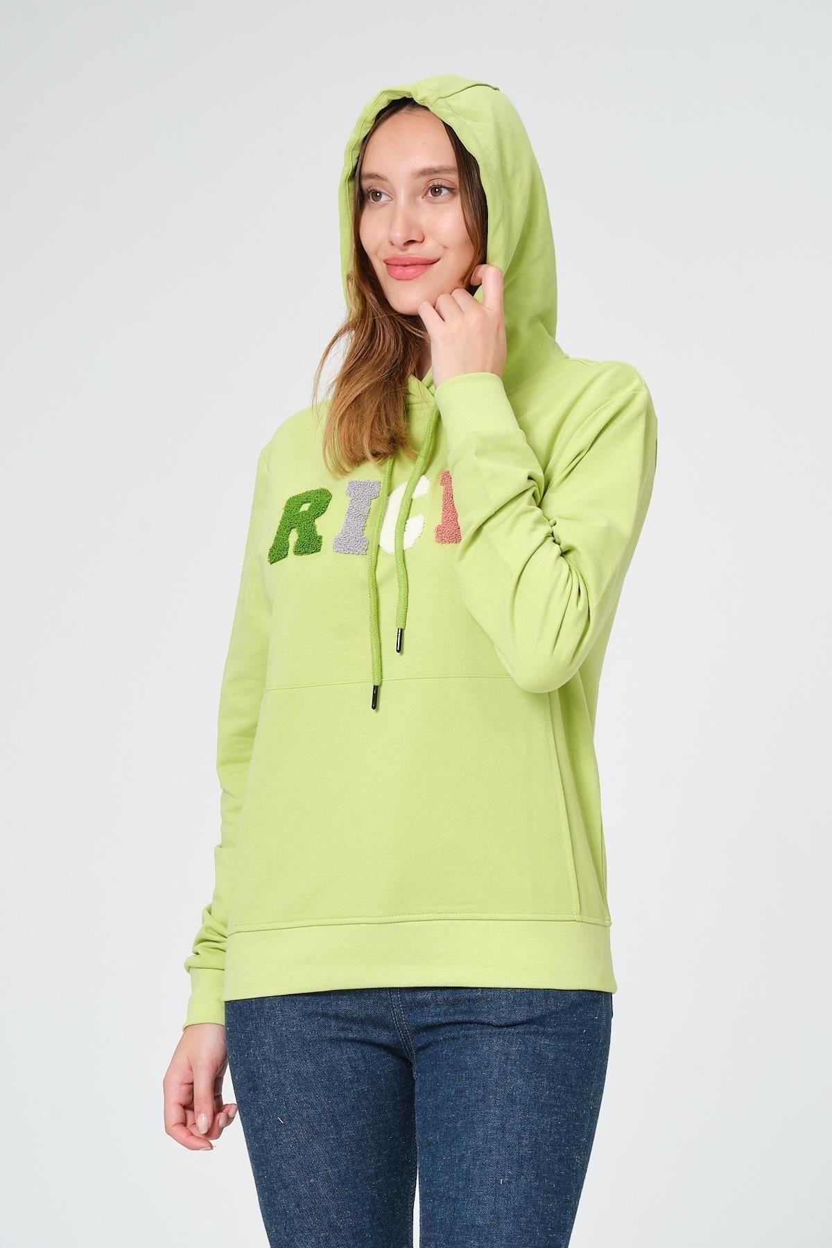 Kadın Kapüşonlu Süzüne Baskılı Sweatshirt