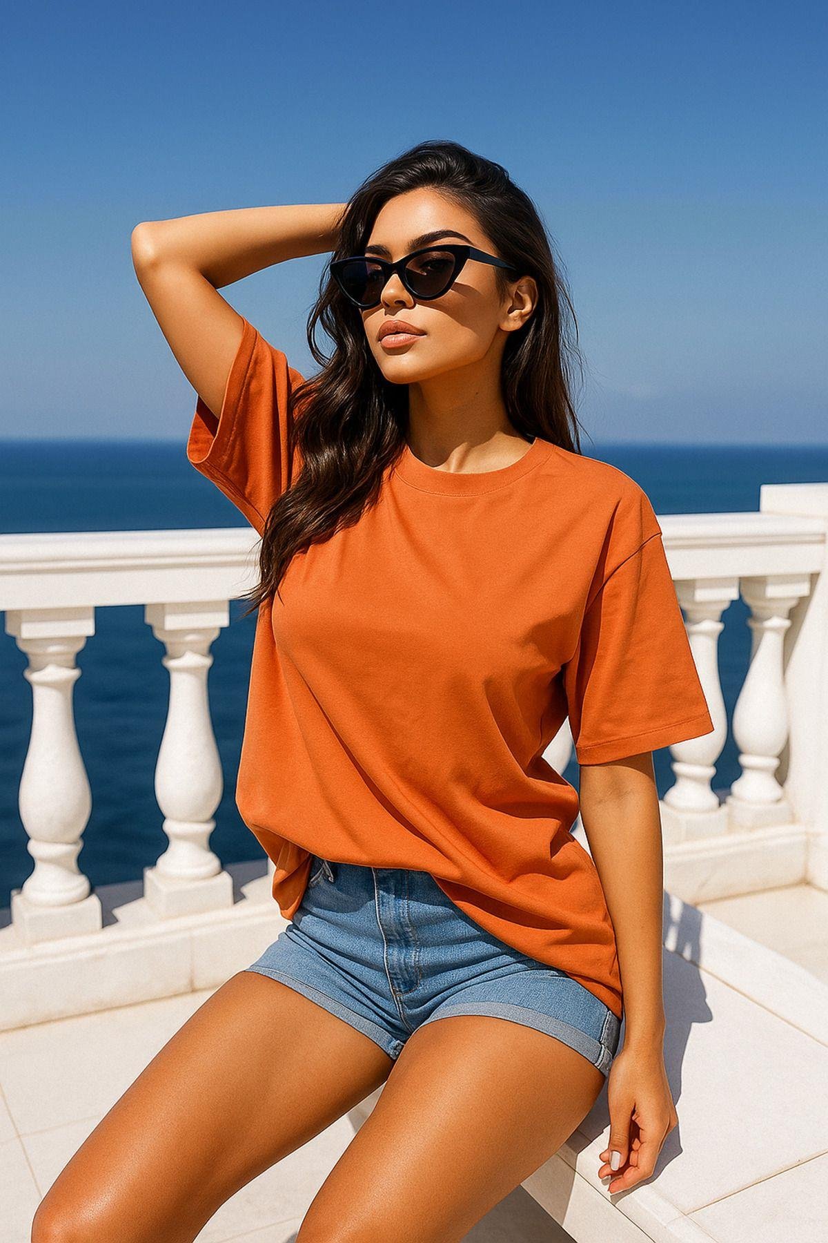 Kadın Kiremit %100 Pamuk Oversize Basic Tişört – Rahat Kalıp Relaxed Bisiklet Yaka T-shirt