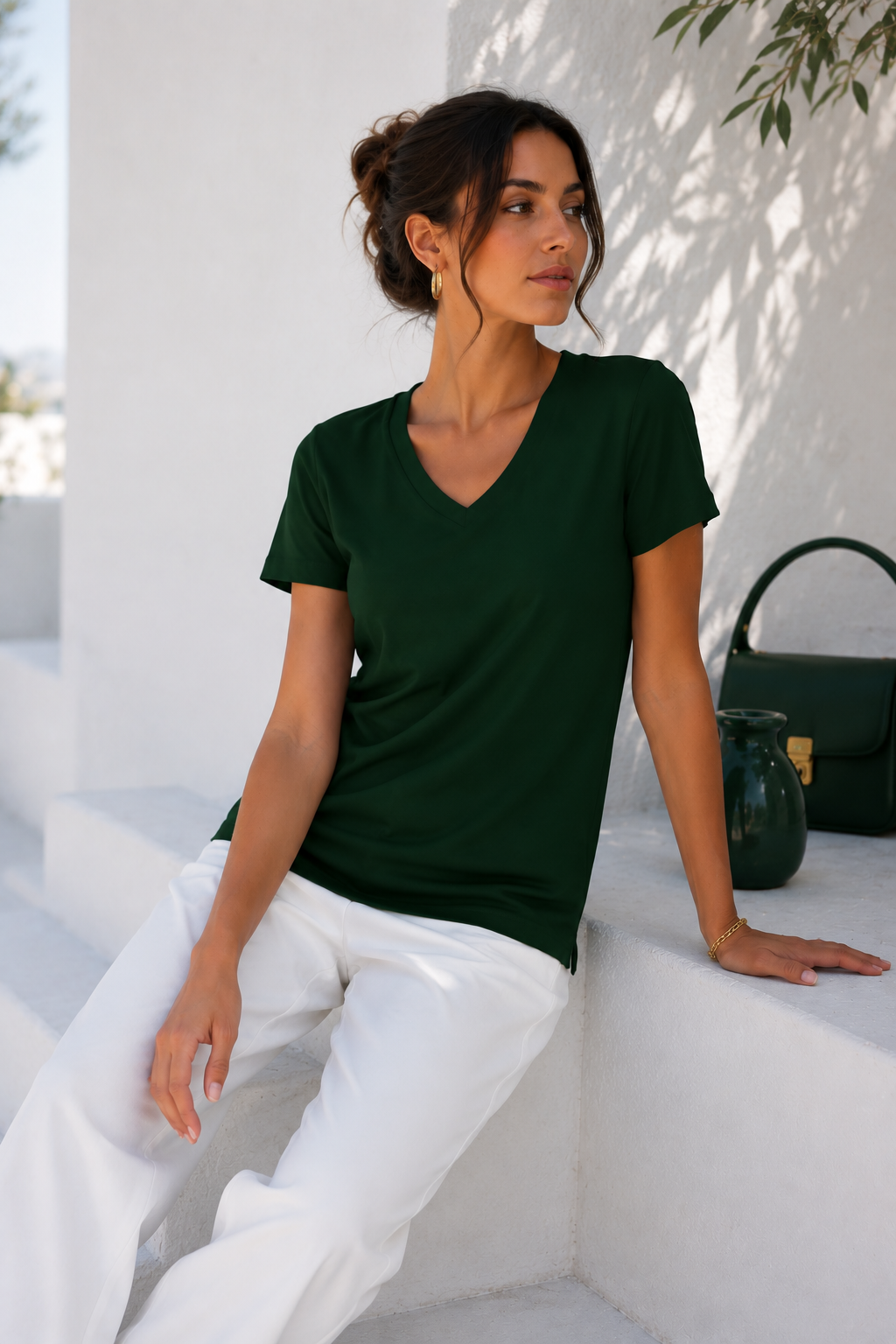Kadın Koyu Yeşil Yumuşak Dokulu İnterlock V Yaka Basic T-Shirt