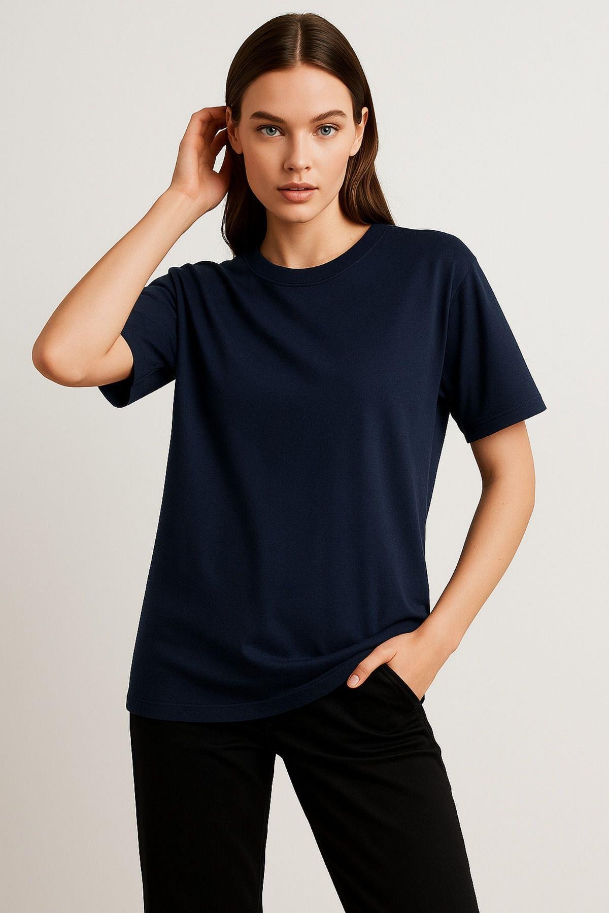 Kadın Lacivert %100 Pamuk Oversize Basic Tişört – Rahat Kalıp Relaxed Bisiklet Yaka T-shirt