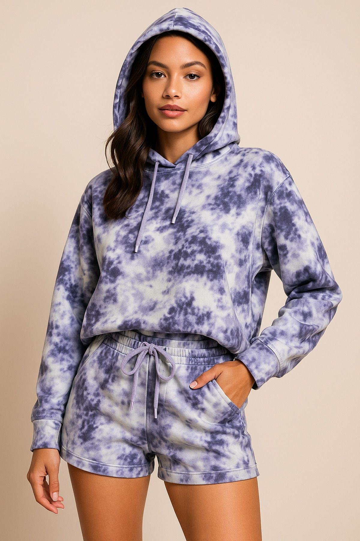 Kadın Lila Kapüşonlu Sweatshirt-Şortlu Alt Üst Takım Oversize Batik Desen İkili Takım