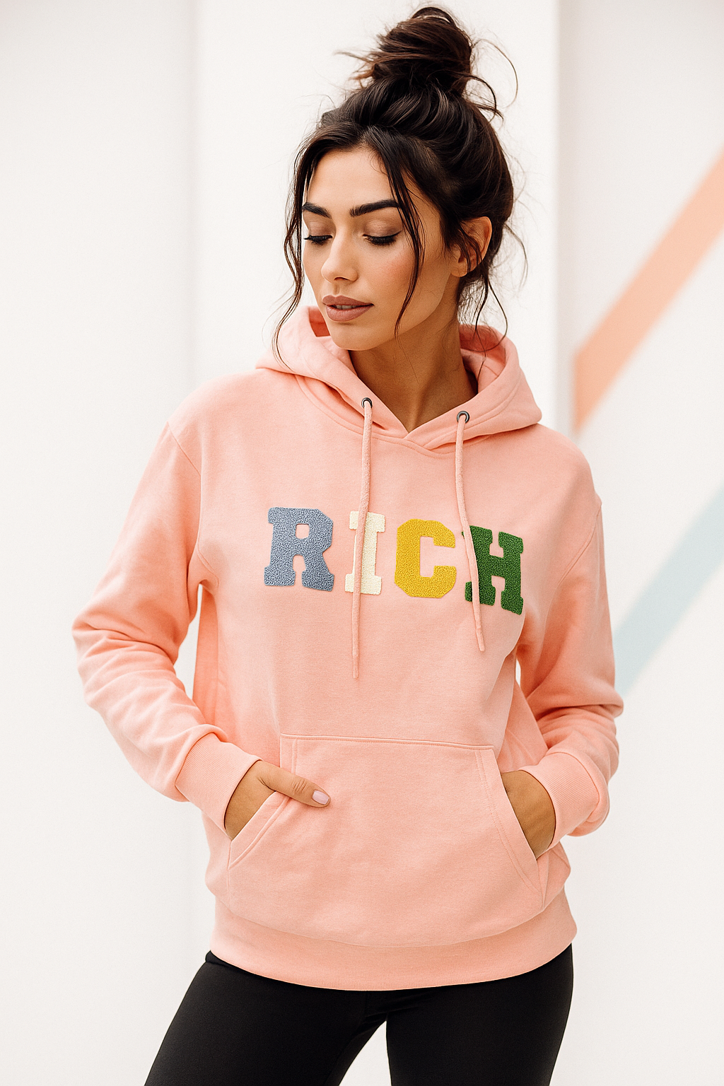 Kadın Pembe Renkli Rich Yazılı Kapüşonlu Sweatshirt