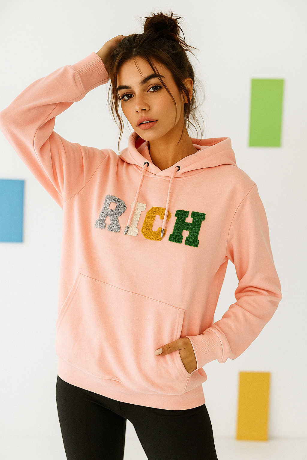 Kadın Pembe Renkli Rich Yazılı Kapüşonlu Sweatshirt