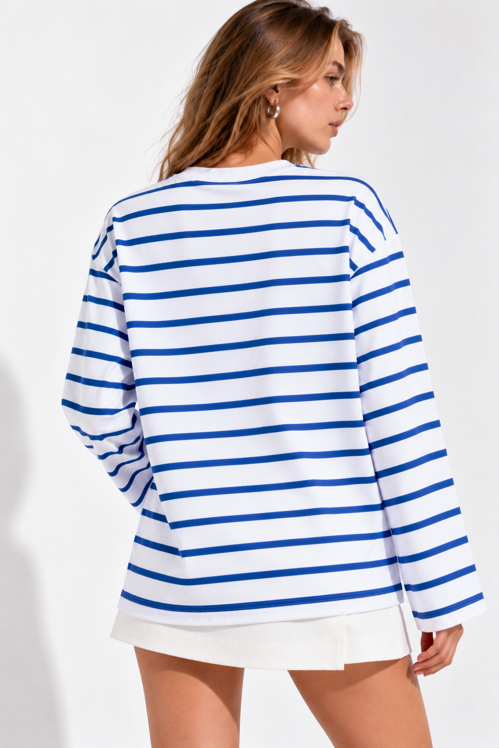 Kadın Saks Mavi-Beyaz Çizgili Pamuklu Bisiklet Yaka Oversize Bluz 