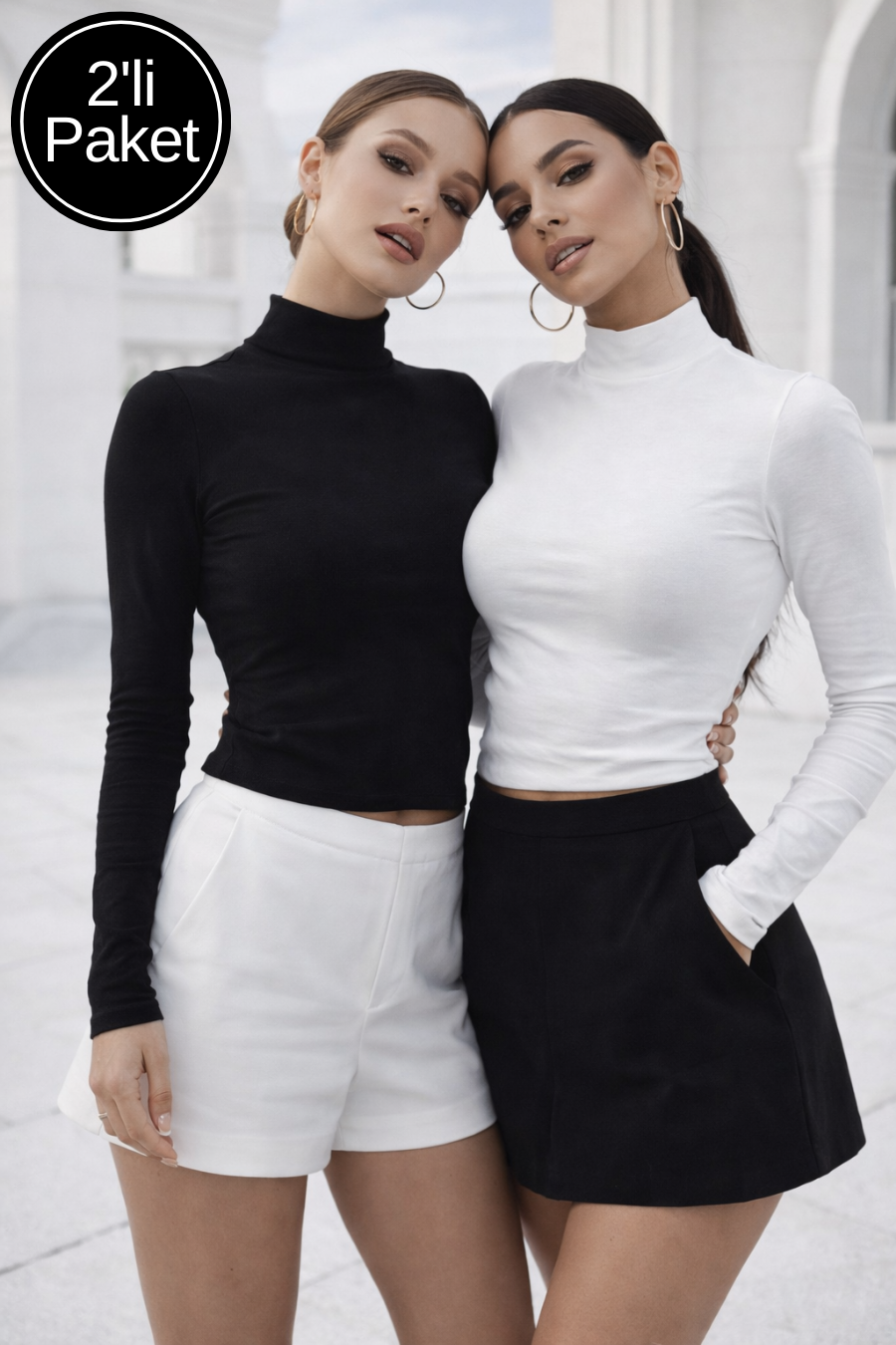 Kadın Siyah Beyaz 2'li Paket Yarım Balıkçı Yaka Uzun Kollu Crop Bluz