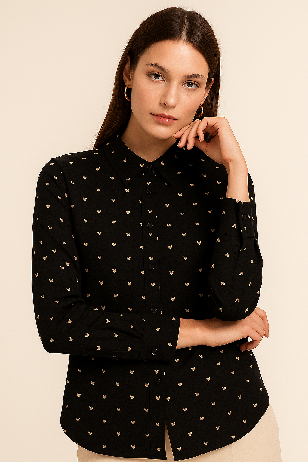 Kadın Siyah Kalp Desenli Oversize Uzun Kollu Gömlek