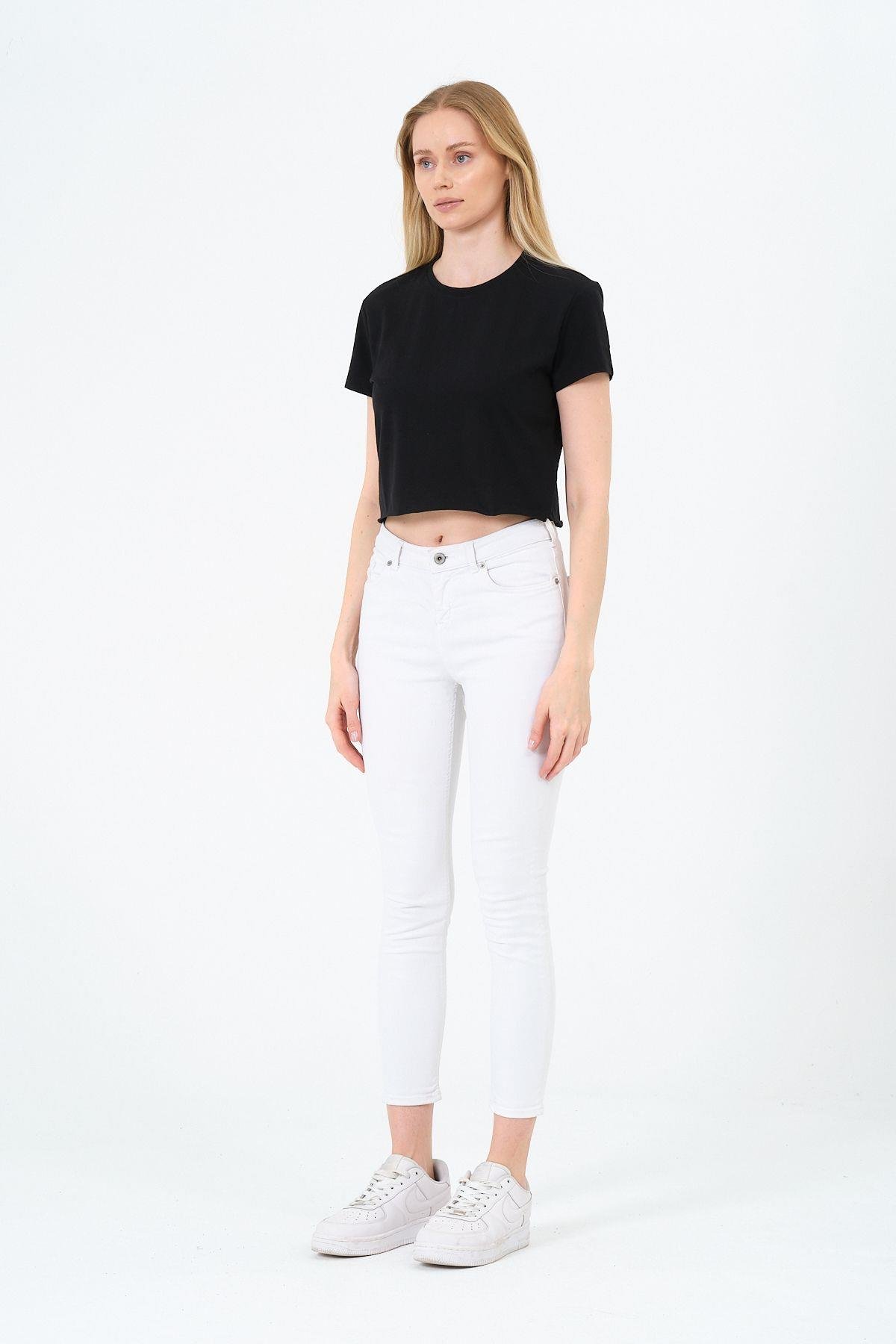 Kadın Siyah Kısa Kollu Oversize Crop - Pamuklu Basic Rahat Kesim T-shirt