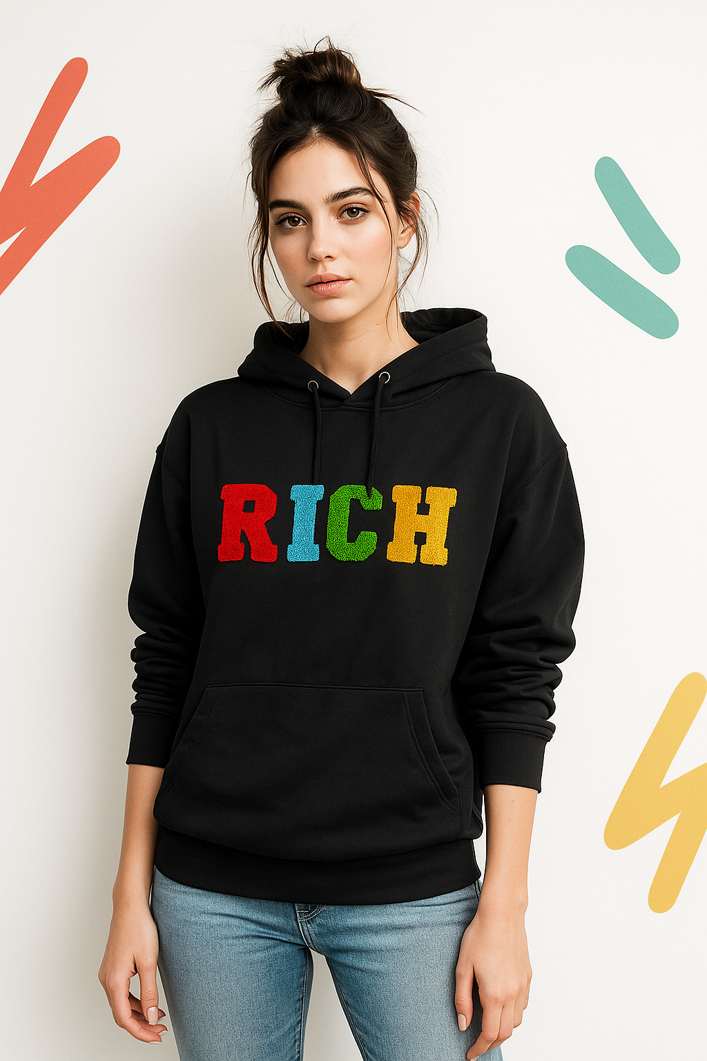 Kadın Siyah Renkli Rich Yazılı Kapüşonlu Sweatshirt