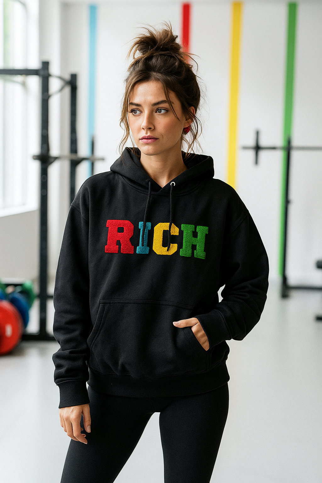 Kadın Siyah Renkli Rich Yazılı Kapüşonlu Sweatshirt