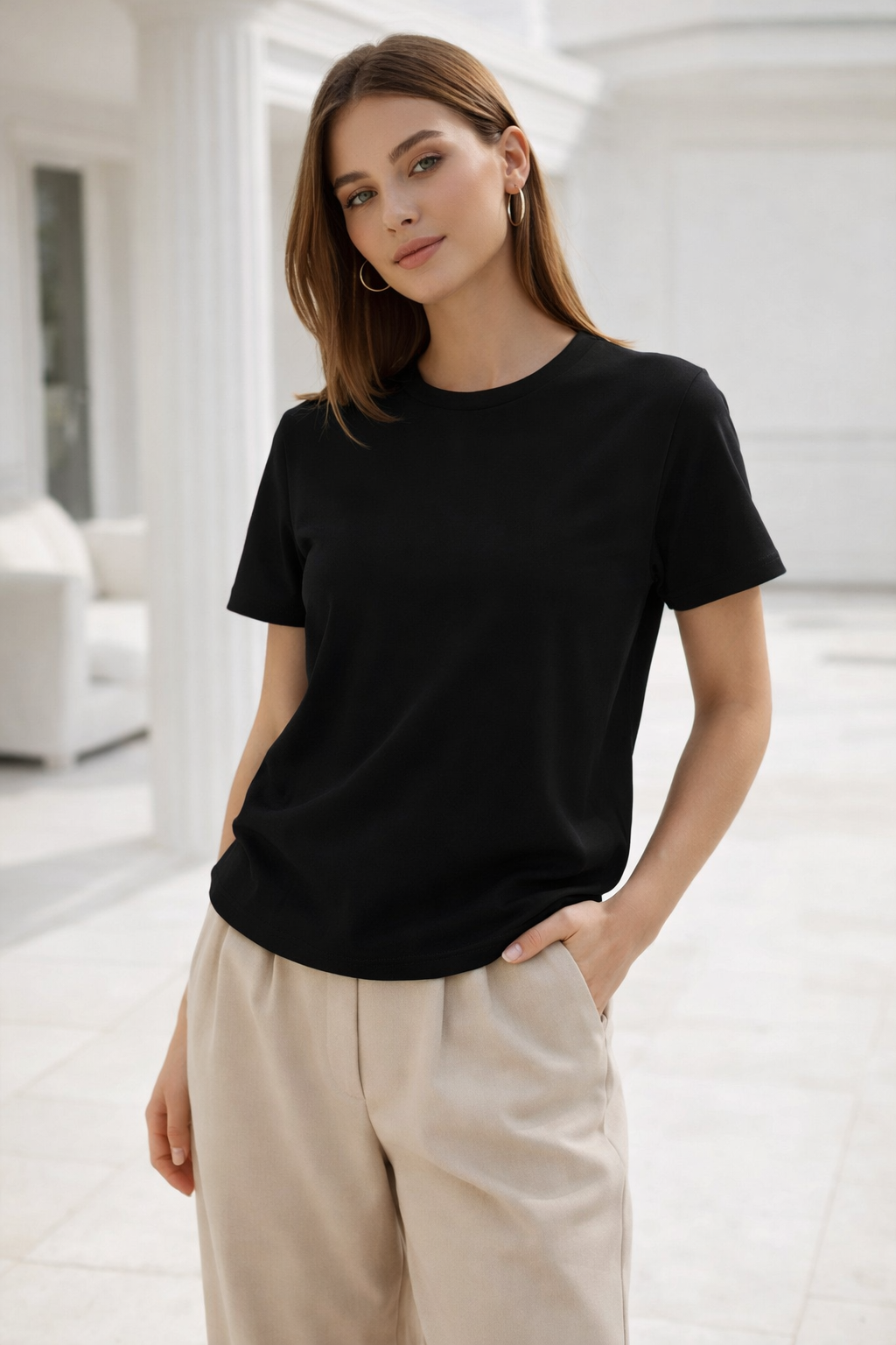 Kadın Siyah Yumuşak Dokulu İnterlock Bisiklet Yaka Basic T-Shirt