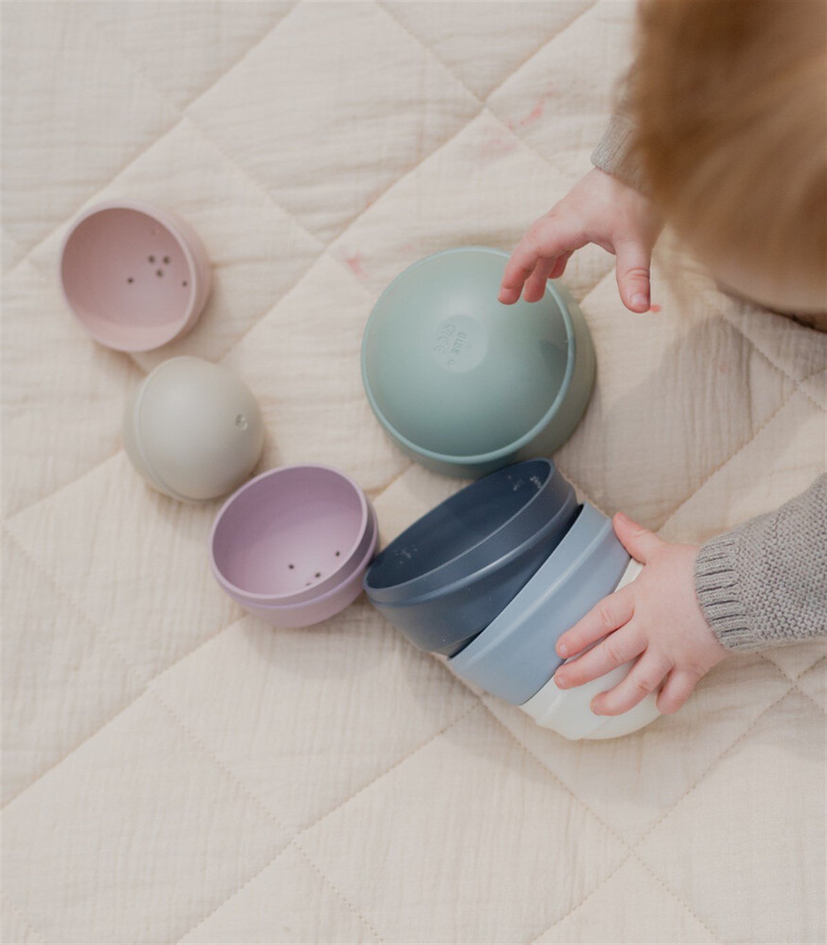 Bibs Wobbly Tower Oyun Kulesi // Bright Rainbow