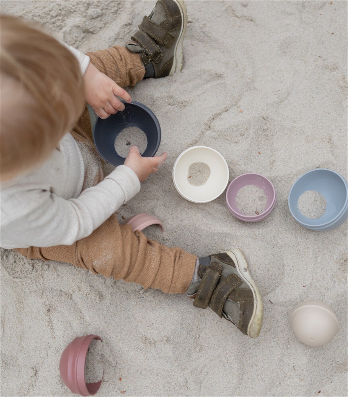 Bibs Wobbly Tower Oyun Kulesi // Bright Rainbow