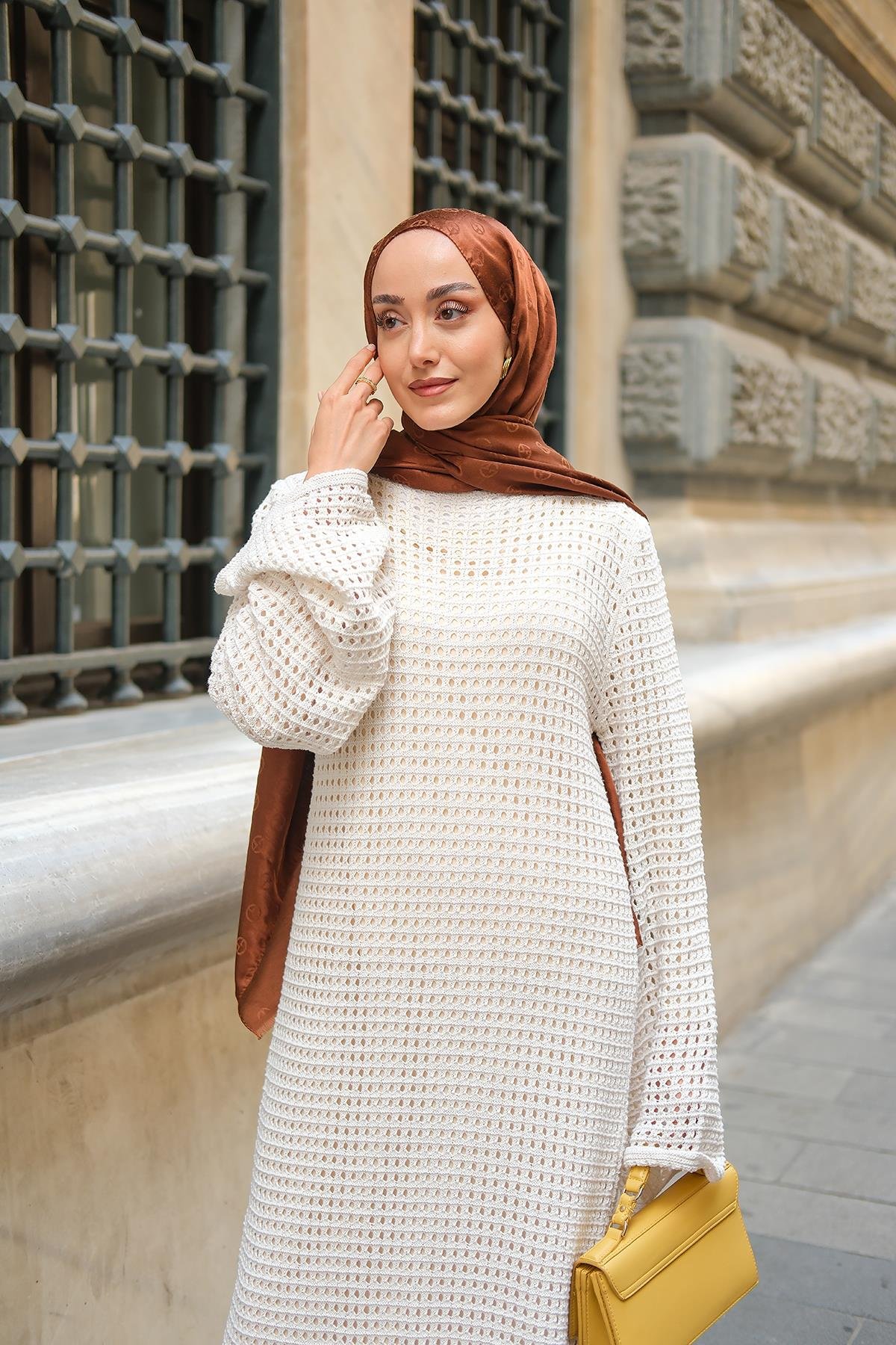 Ajur Desenli Elbise Krem