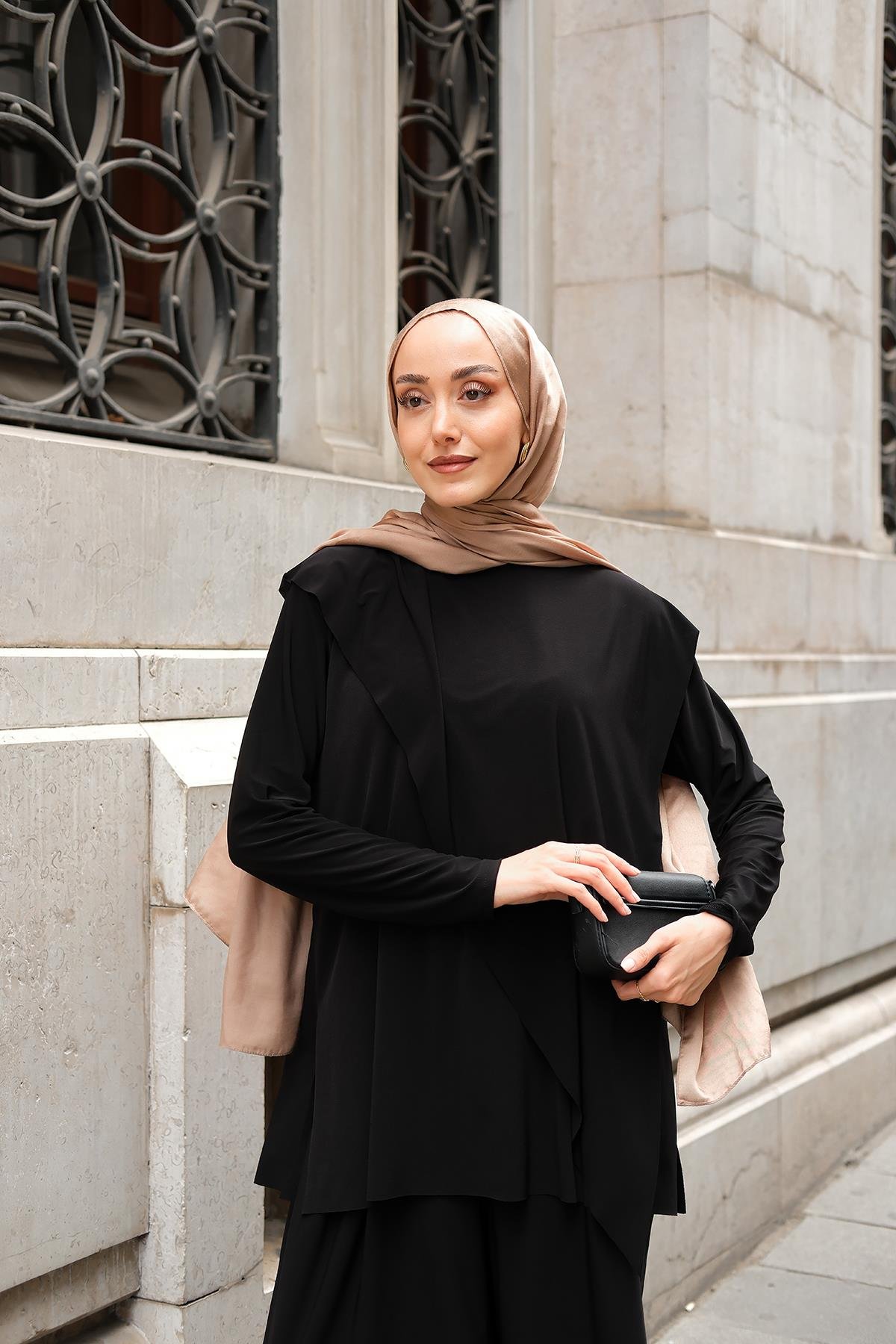 Asimetrik Salaş Takım Siyah